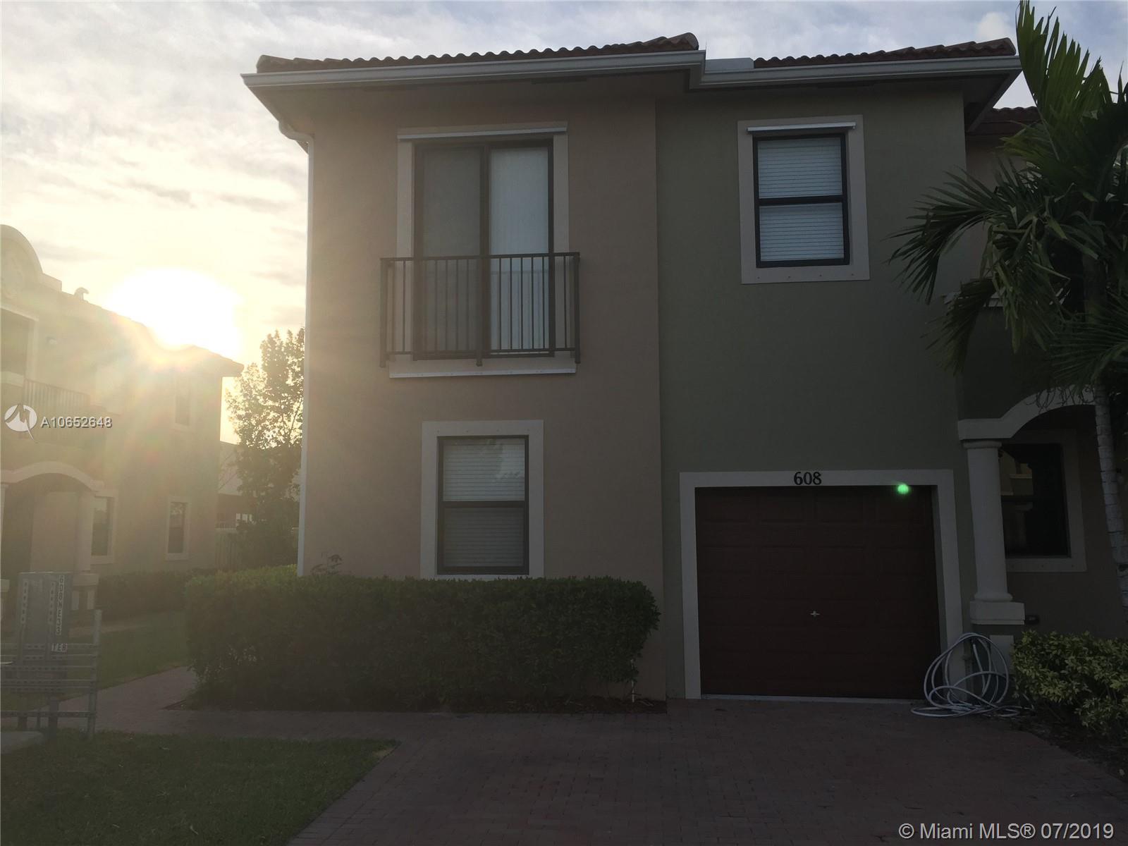 FLORENCE AT CRYSTAL LAKES - Residential Lease