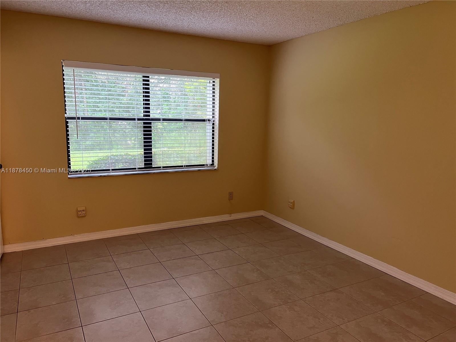 FAIRVIEW AT PEMBROKE POIN - Residential Lease