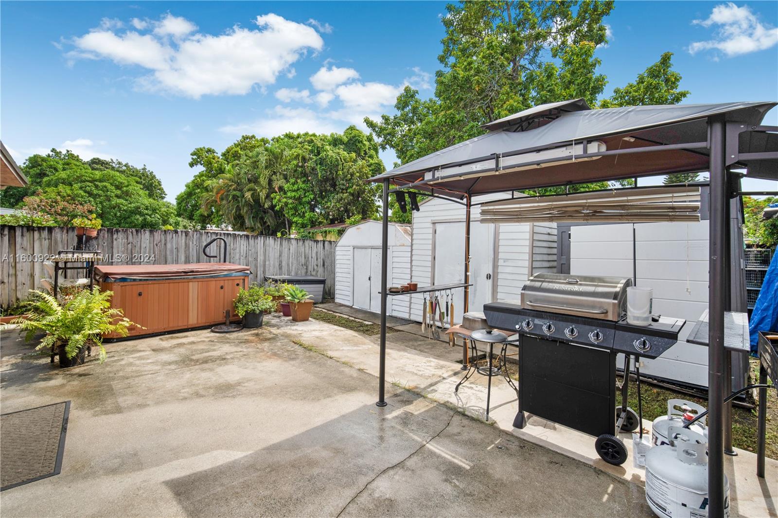 CORAL WAY PARK SEC B - Residential