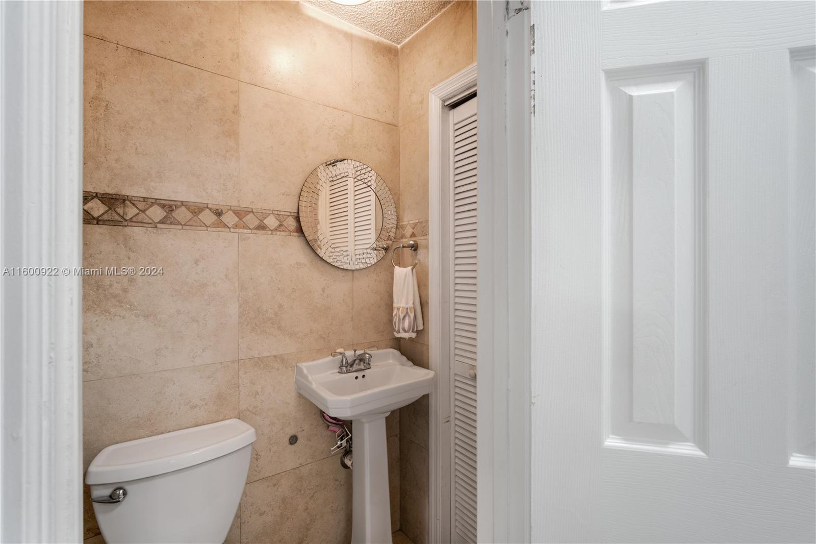CORAL WAY PARK SEC B - Residential