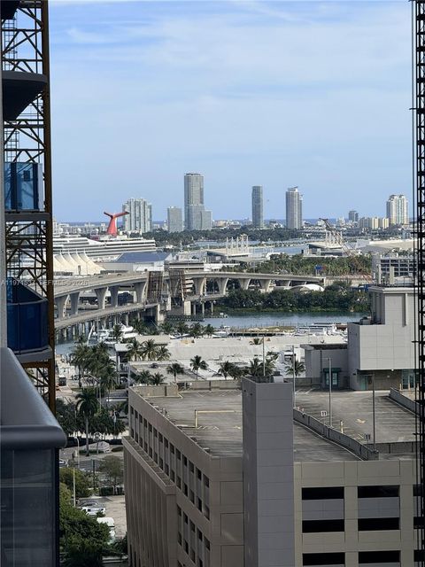 11 NE 6th 1905 Miami FL 33132