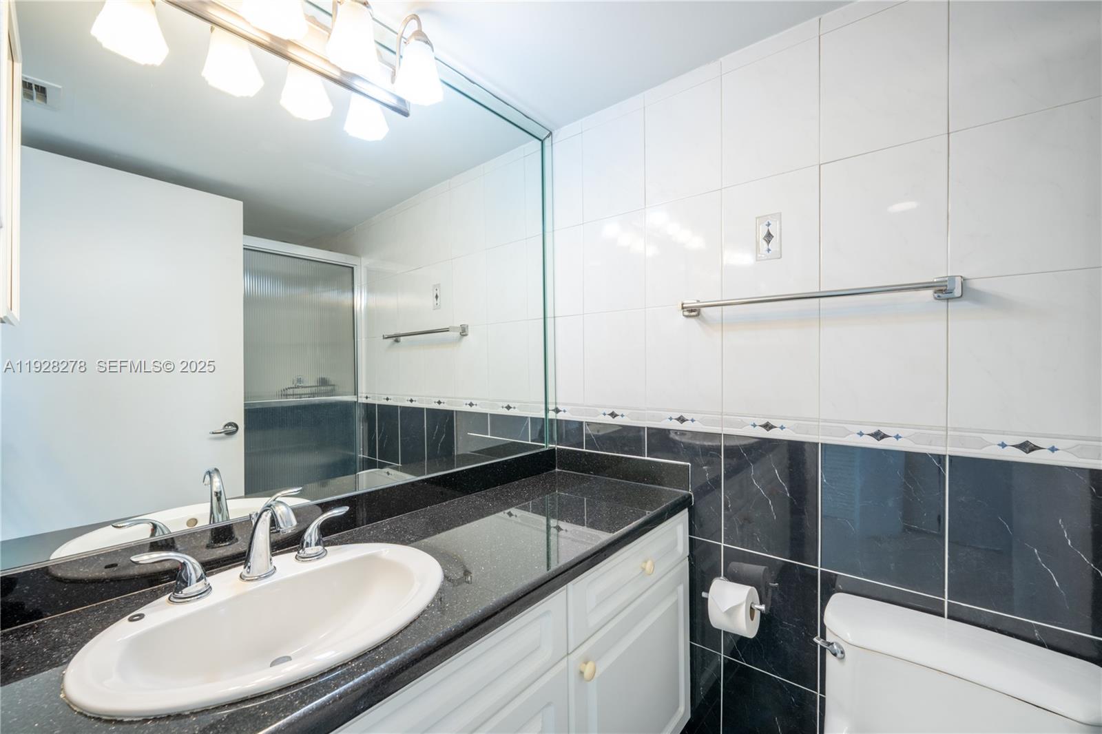 THE GRANDVIEW CONDO - Residential