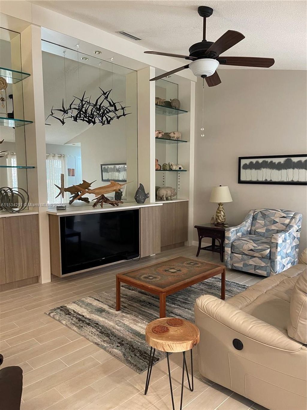 Photo of 6226 SE Monticello Ter #8-C, Hobe Sound, FL 33455 (MLS # A11534291)