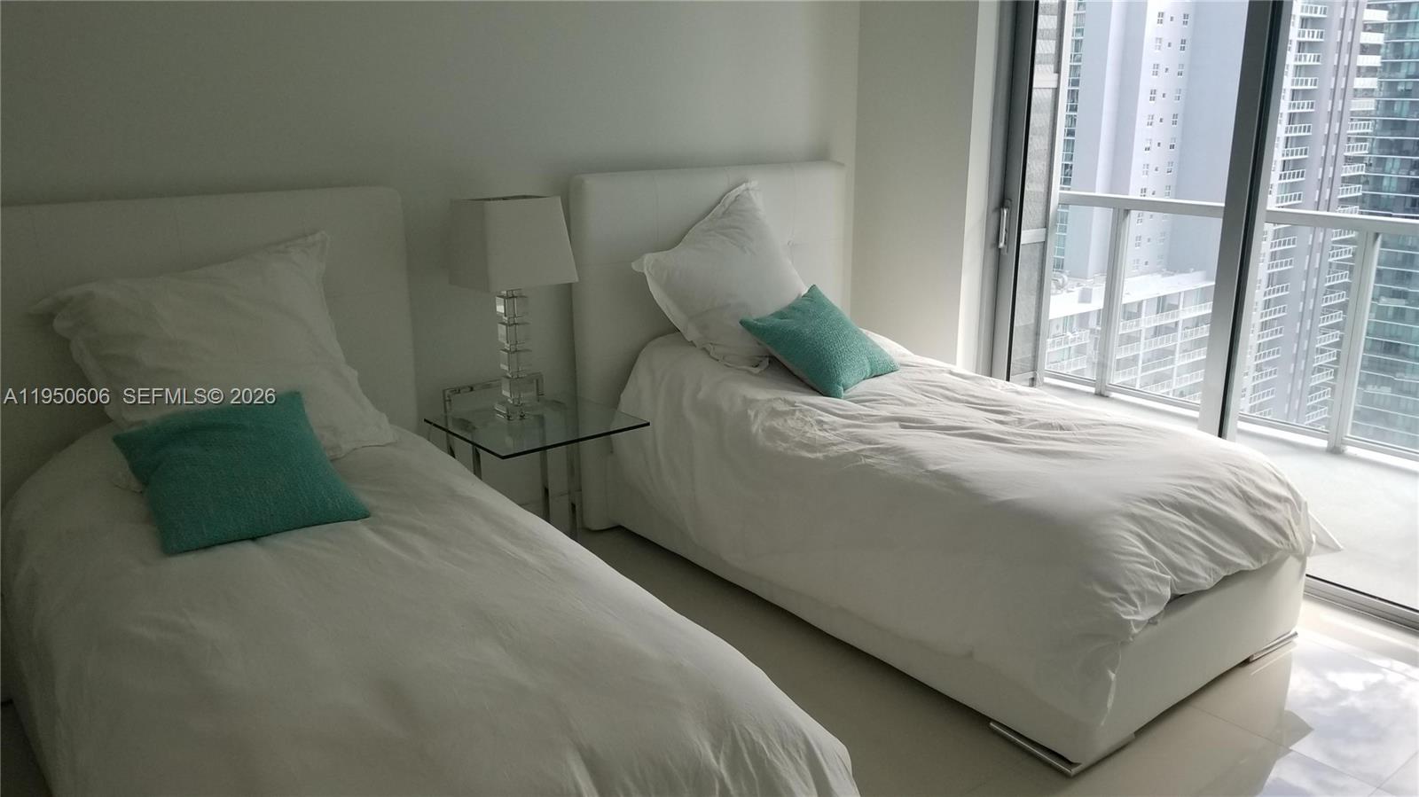 THE AXIS ON BRICKELL II C - Residential