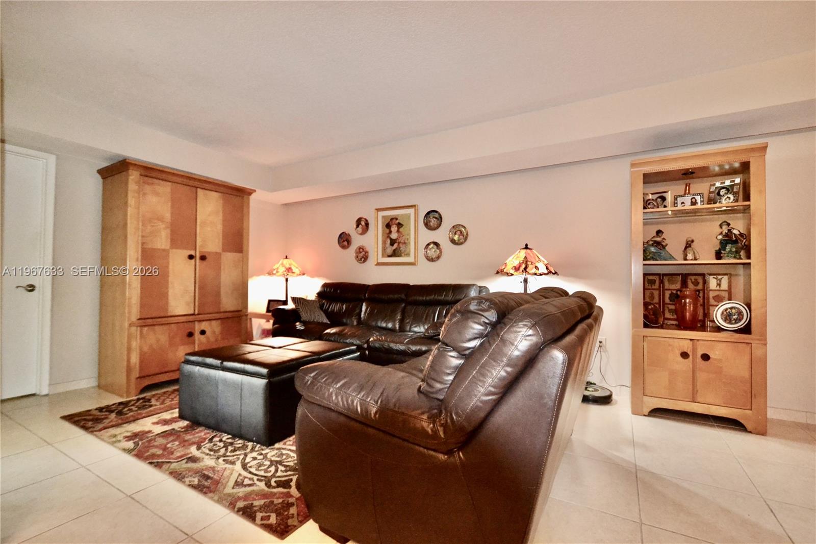 KENLAND BEND SOUTH CONDO - Residential