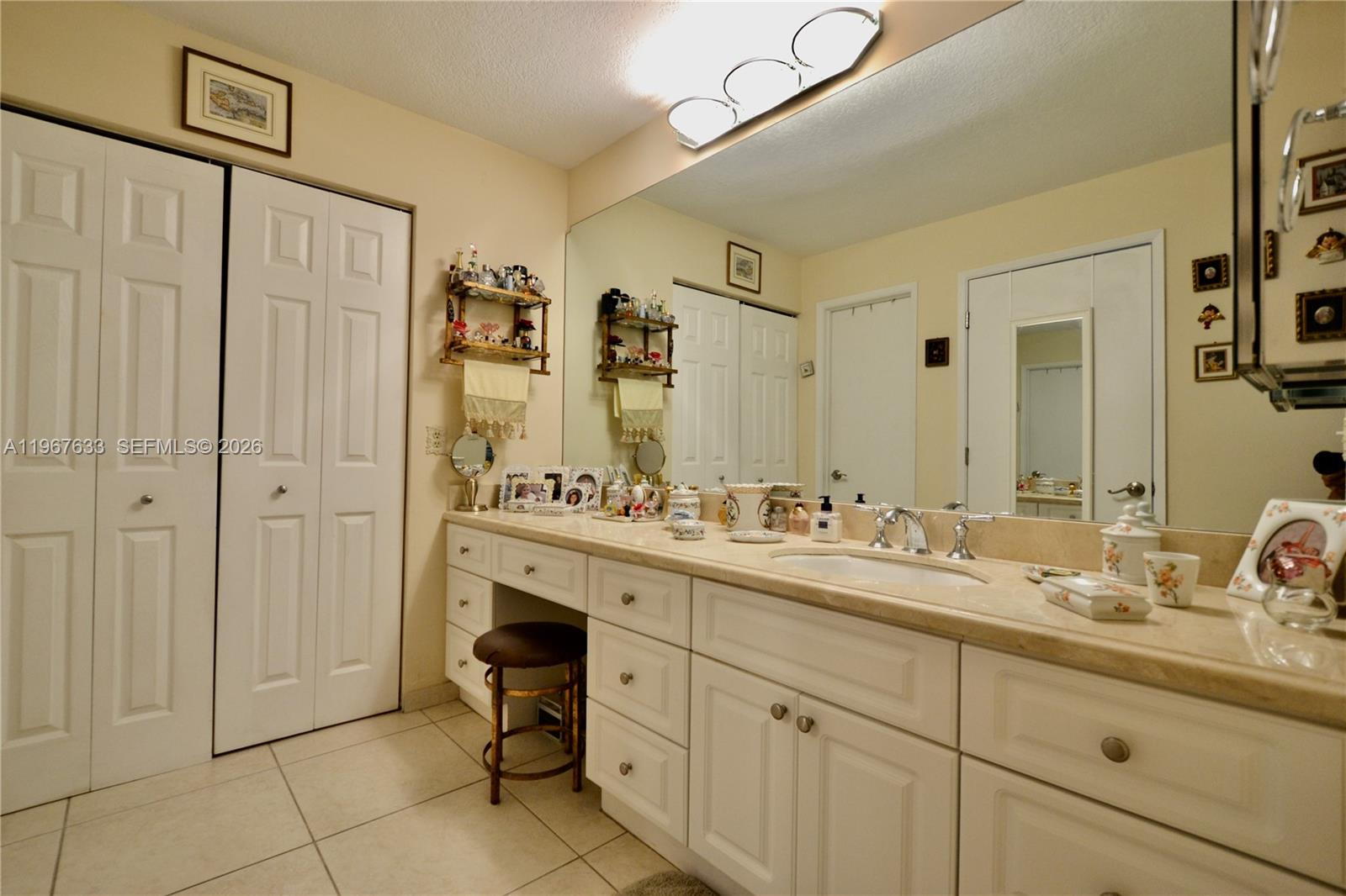 KENLAND BEND SOUTH CONDO - Residential