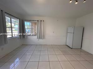 HARBOR CONDO - Residential