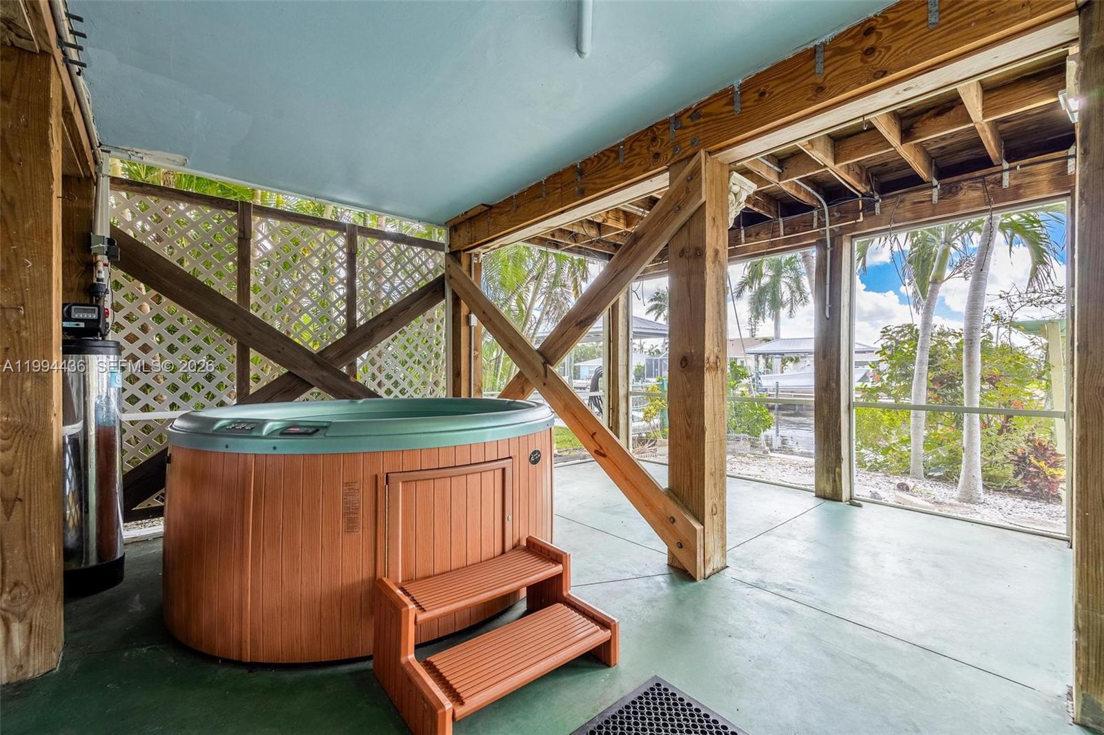 ISLAND HARBORS - Residential