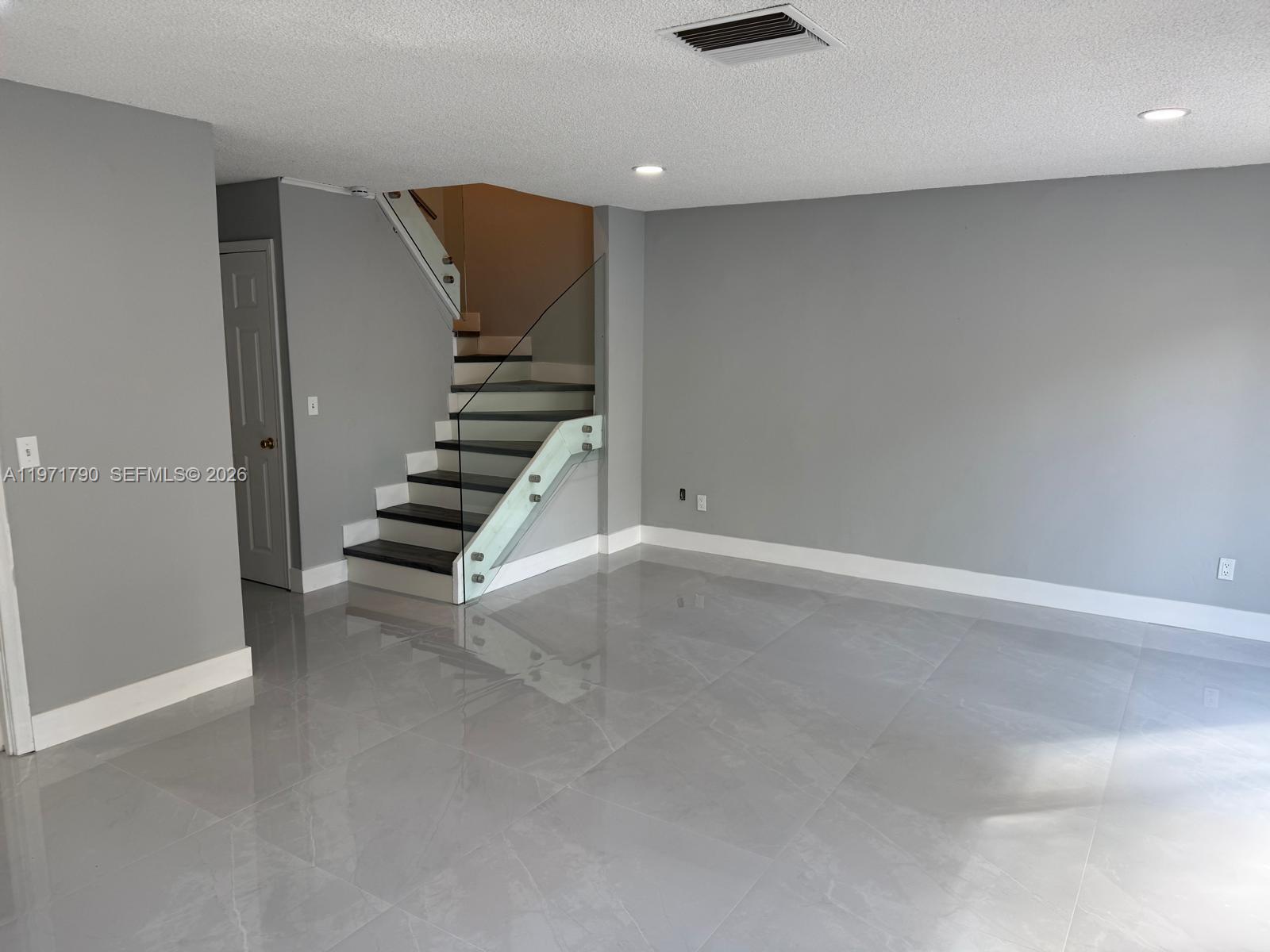 STONEHEDGE CONDO - Residential