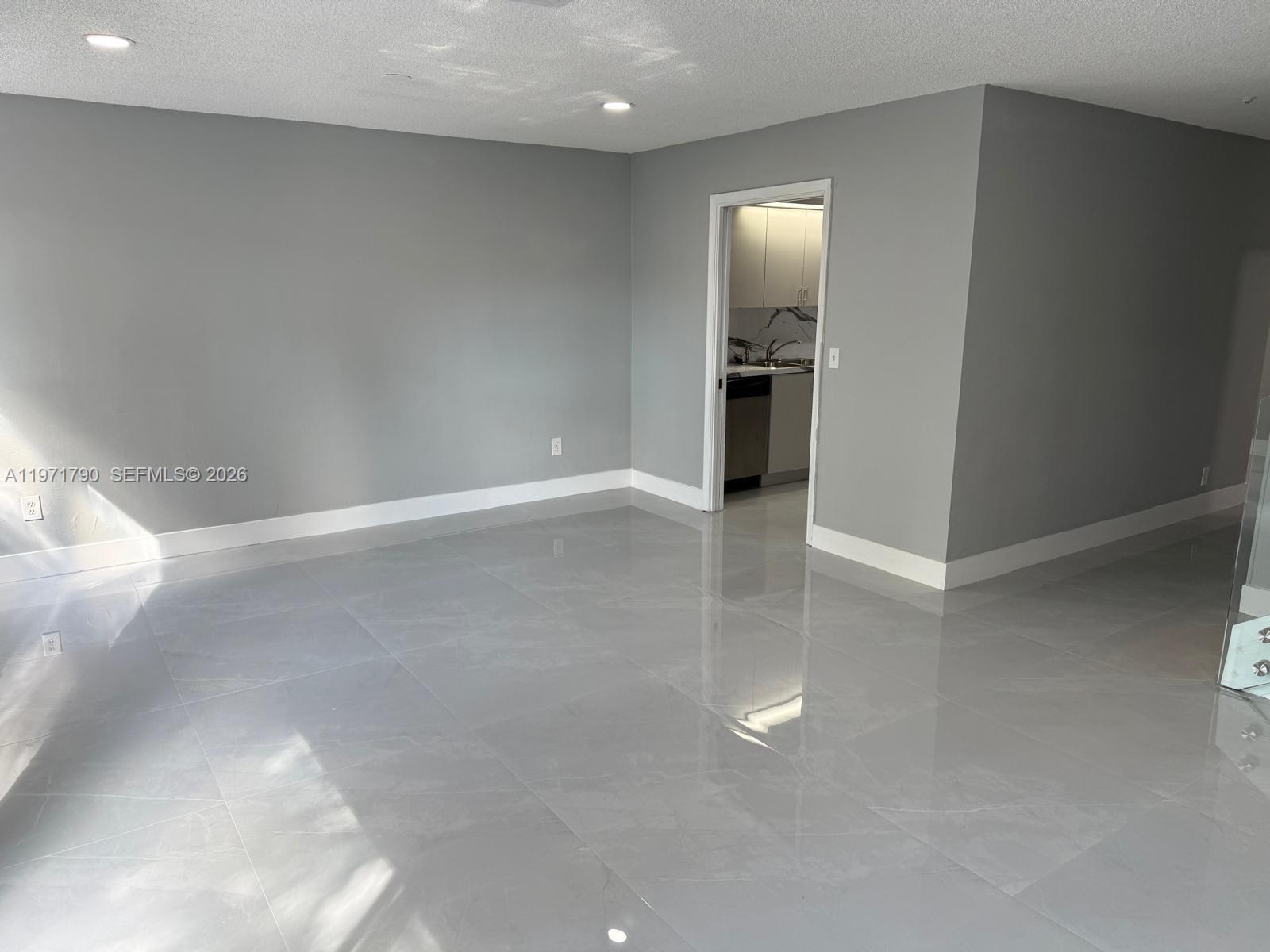 STONEHEDGE CONDO - Residential