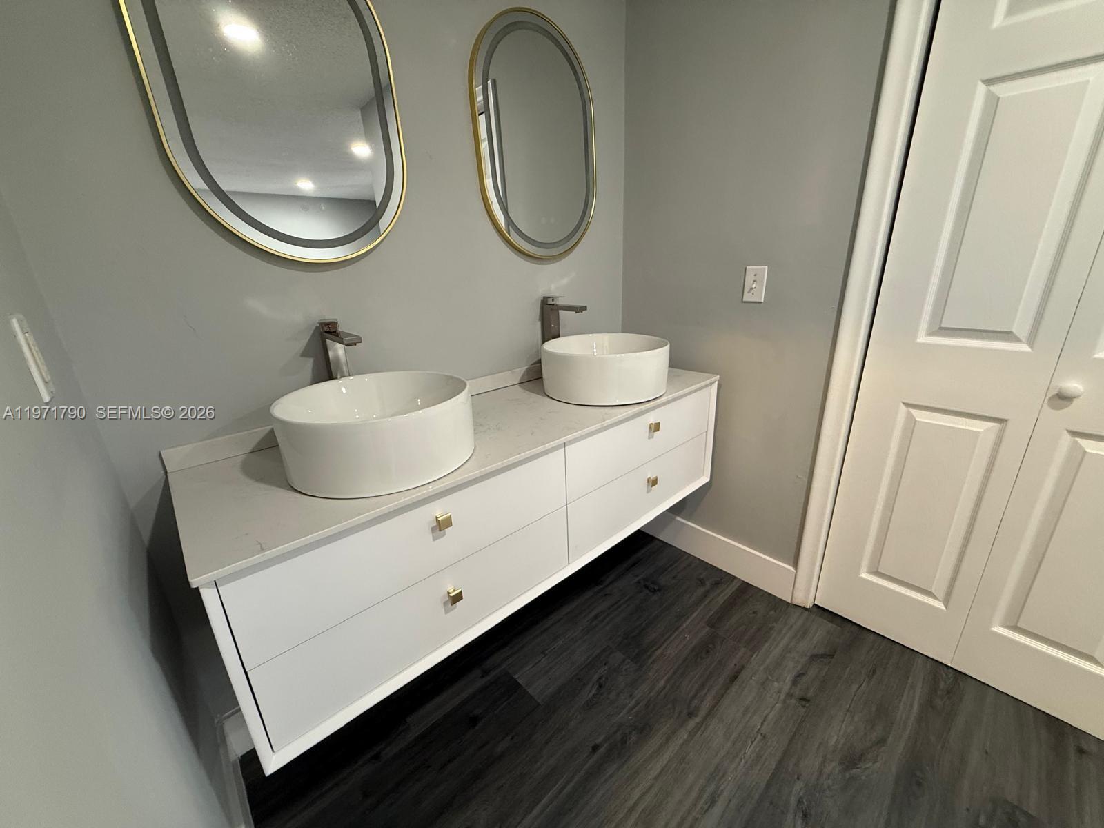 STONEHEDGE CONDO - Residential