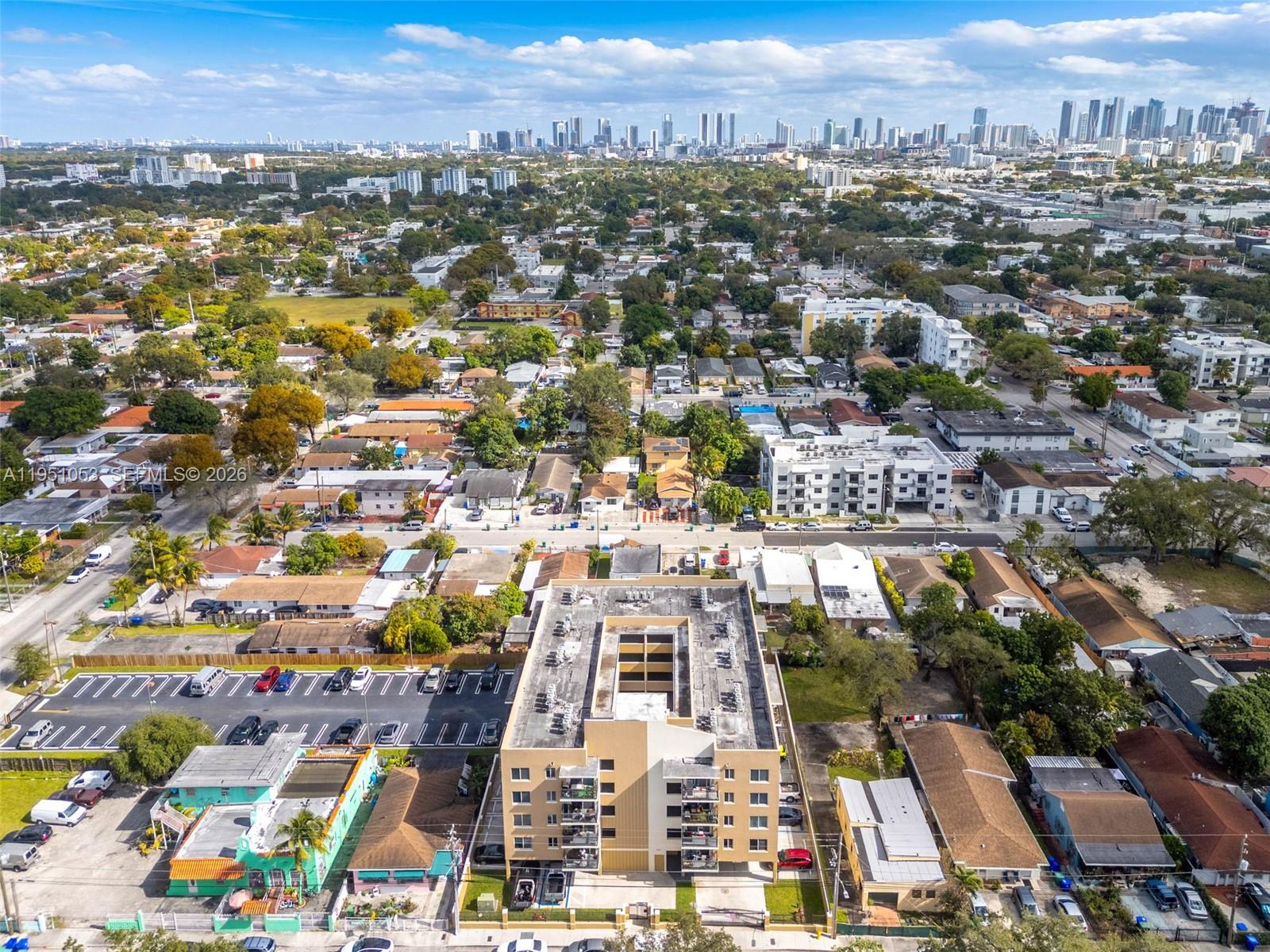 GROVELAND CONDO - Residential