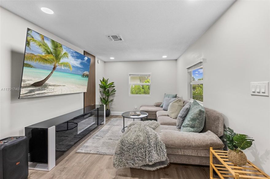 Discover luxury in this Fully Furnished Villa style 3 Bed, 2 Bath in sought-after Jupiter, 15 mins from the beach. Close to restaurants, Jupiter Lighthouse, parks, and more! Enjoy a 70-inch TV, Samsung Washer/Dryer, hammocks, and a putting green. Impeccably designed, the villa captures Jupiter's vibrant energy and picturesque landscapes. Thoughtful furnishings create an inviting atmosphere. Walk to the SouthWest Fork of the Loxahatchee River and a 20-acre nature preserve. A perfect blend of comfort and premium living, this villa offers a lifestyle immersed in tranquility and convenience, making it an ideal choice for those who desire a sophisticated yet relaxed living experience.