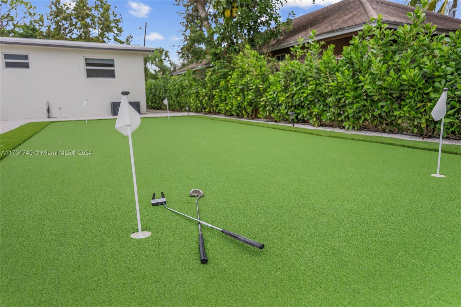 ABYSSINIA PARK - Residential Lease