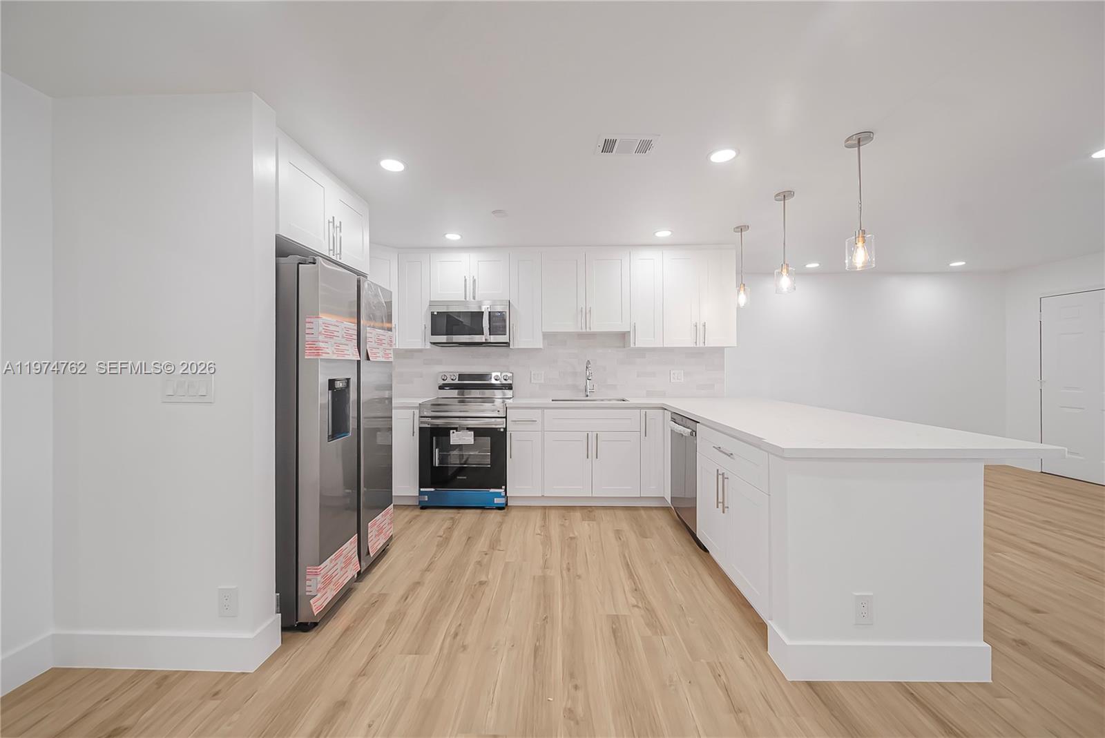 PALM BEACH LEISUREVILLE S - Residential