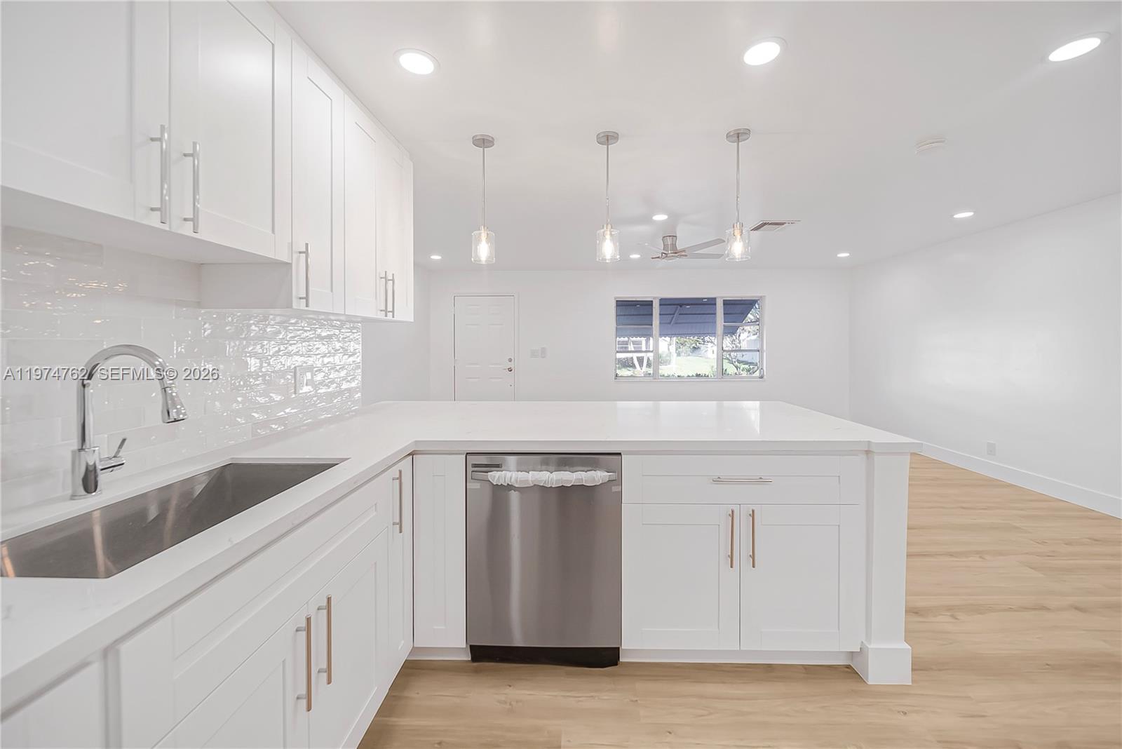 PALM BEACH LEISUREVILLE S - Residential