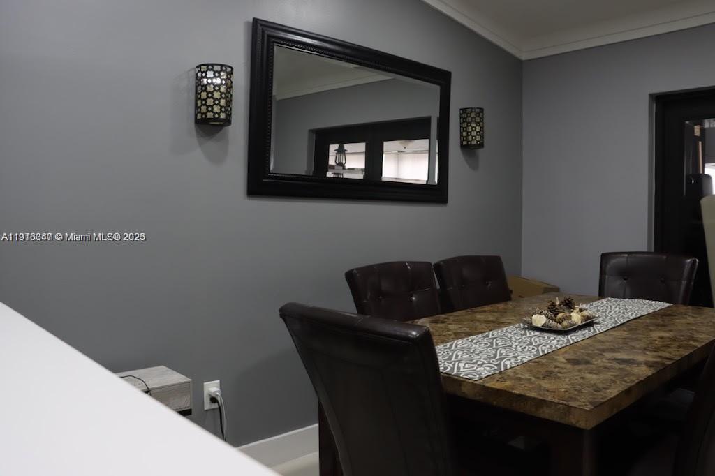 GARDENS OF EL JARDIN SEC - Residential Lease