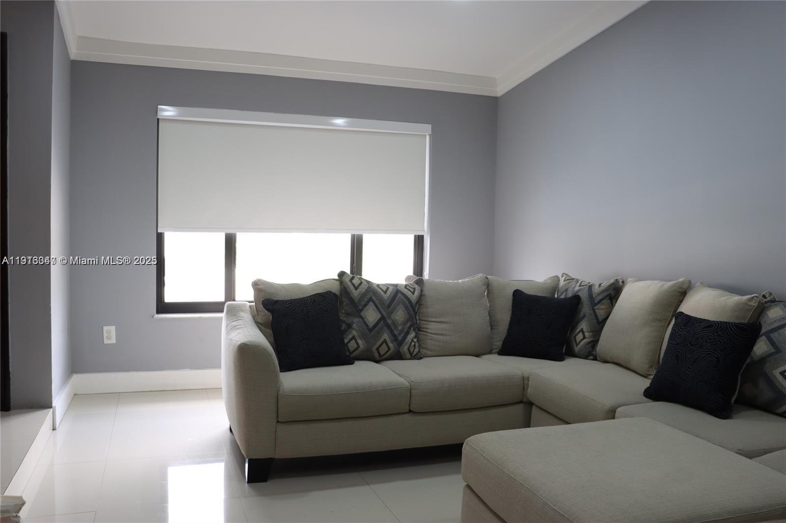 GARDENS OF EL JARDIN SEC - Residential Lease