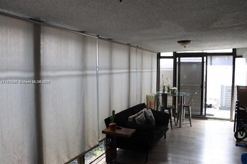 GARDENS OF EL JARDIN SEC - Residential Lease