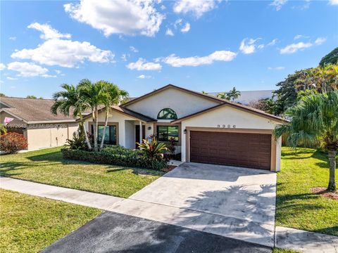 9986 NW 52nd ST Sunrise FL 33351