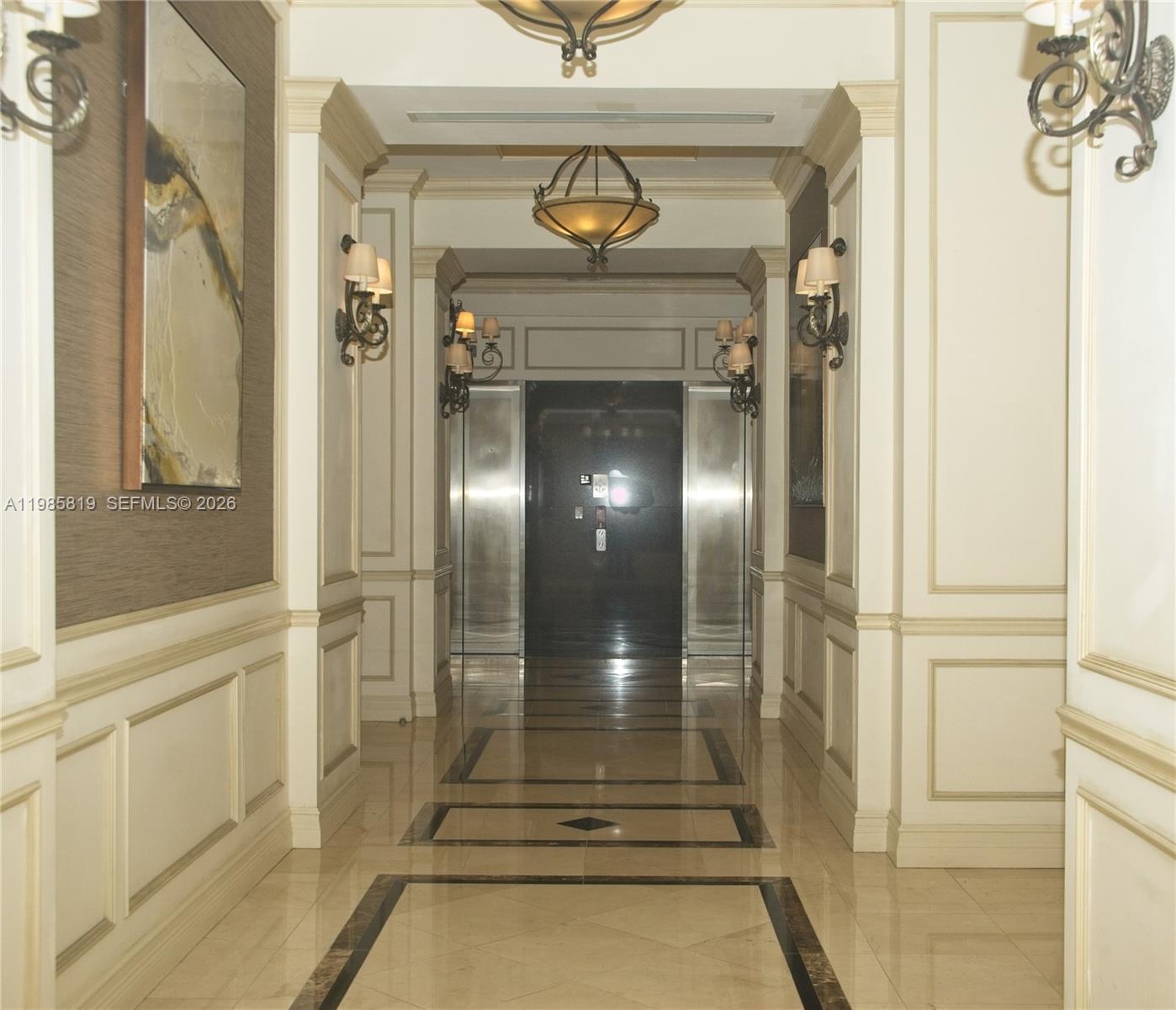 THE PONCE TOWER CONDO - Residential