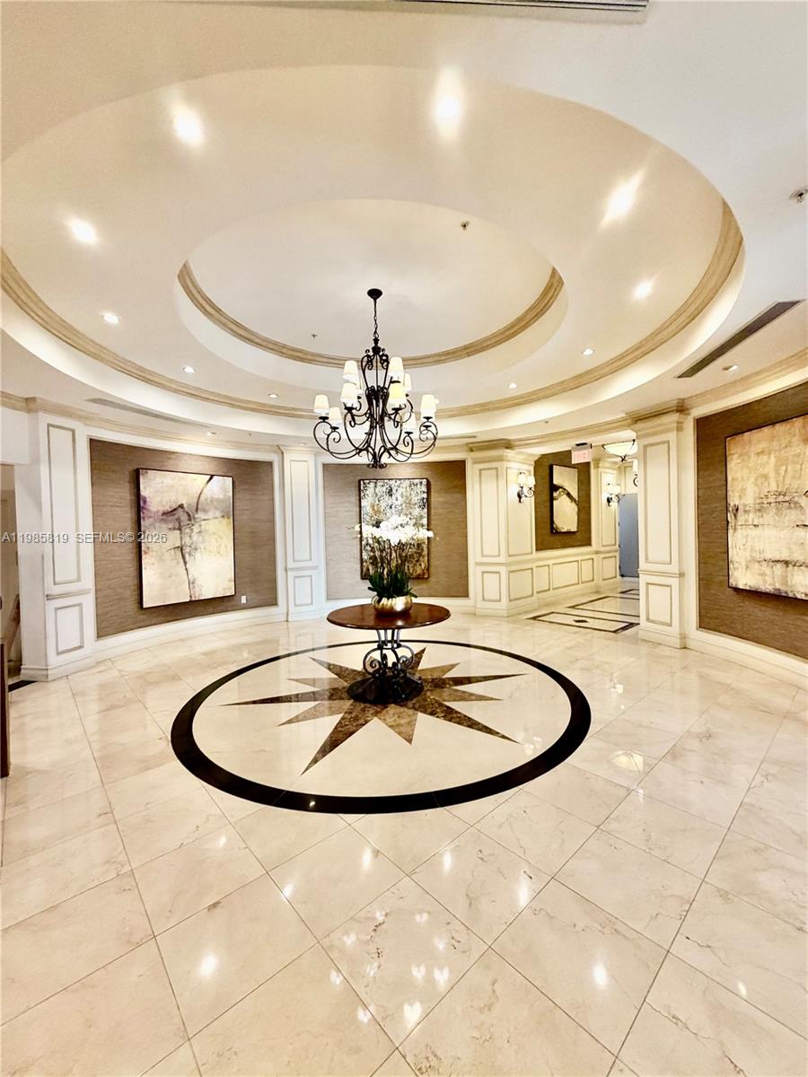 THE PONCE TOWER CONDO - Residential