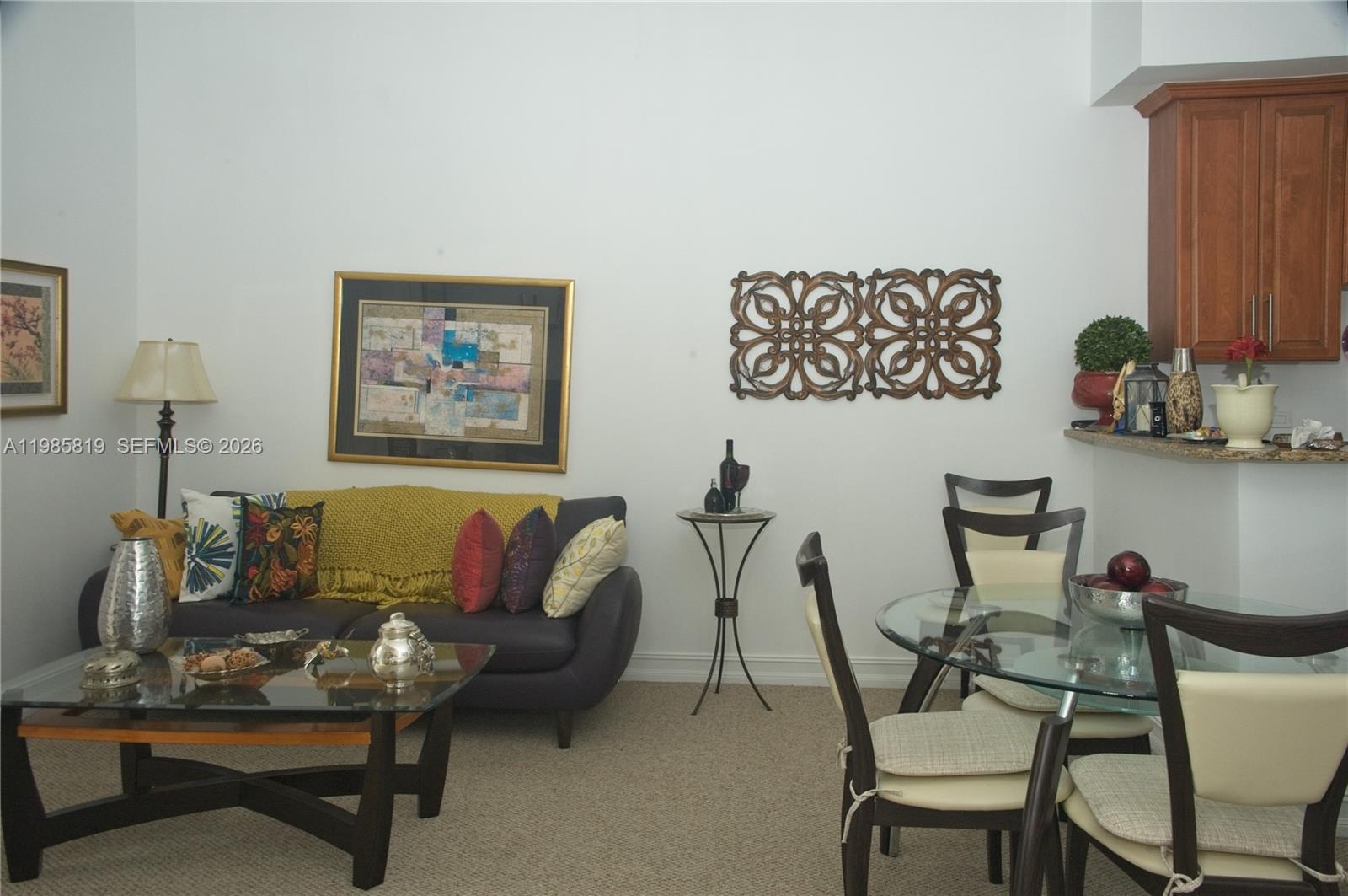 THE PONCE TOWER CONDO - Residential