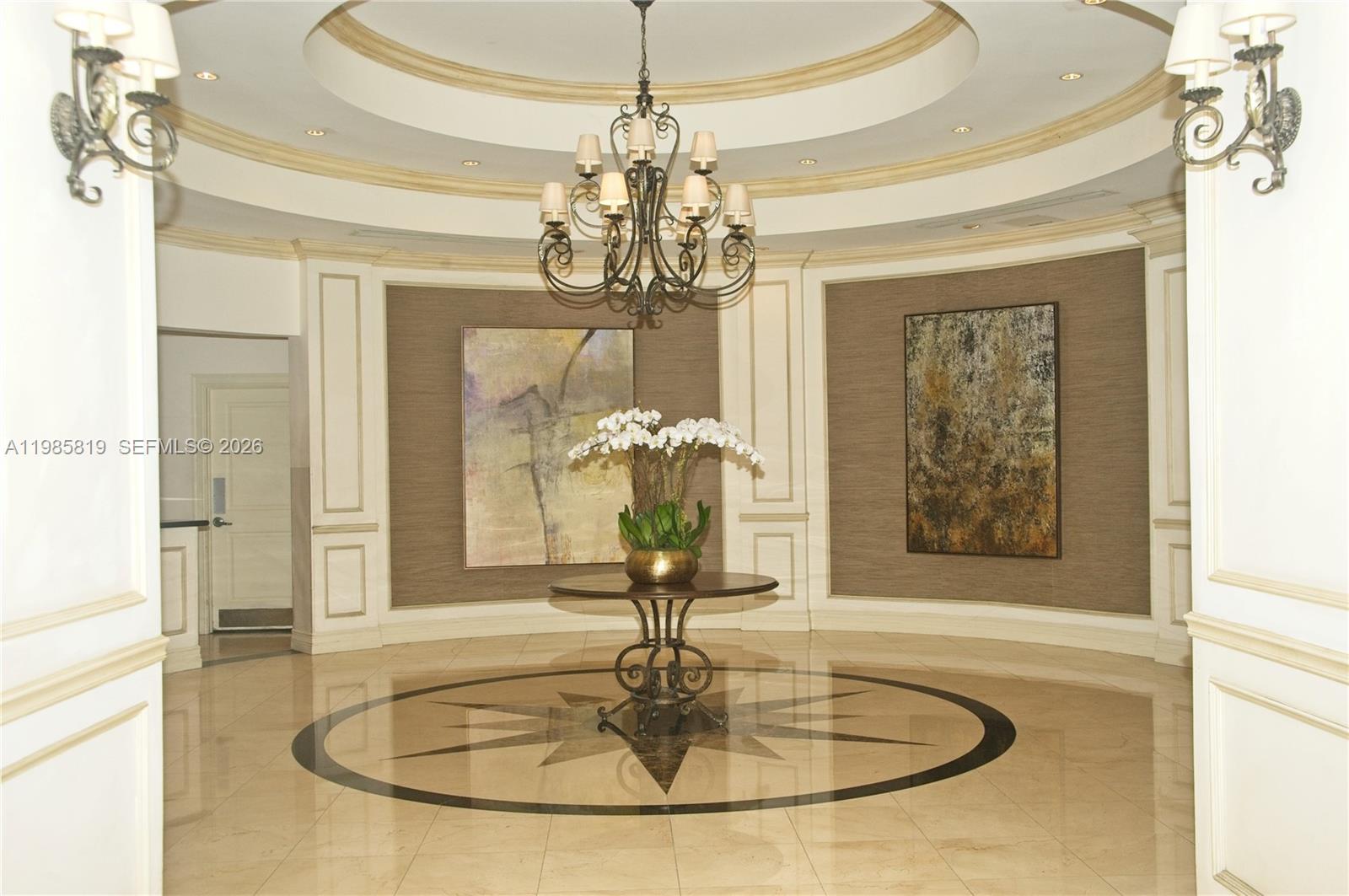 THE PONCE TOWER CONDO - Residential