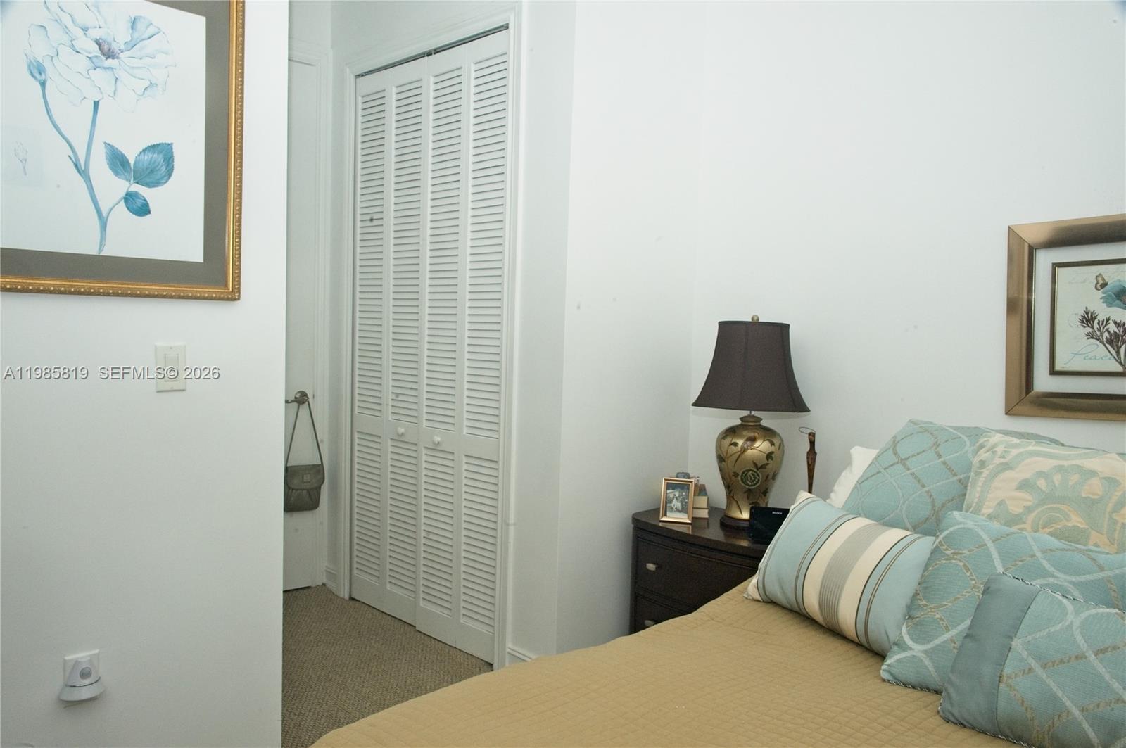THE PONCE TOWER CONDO - Residential
