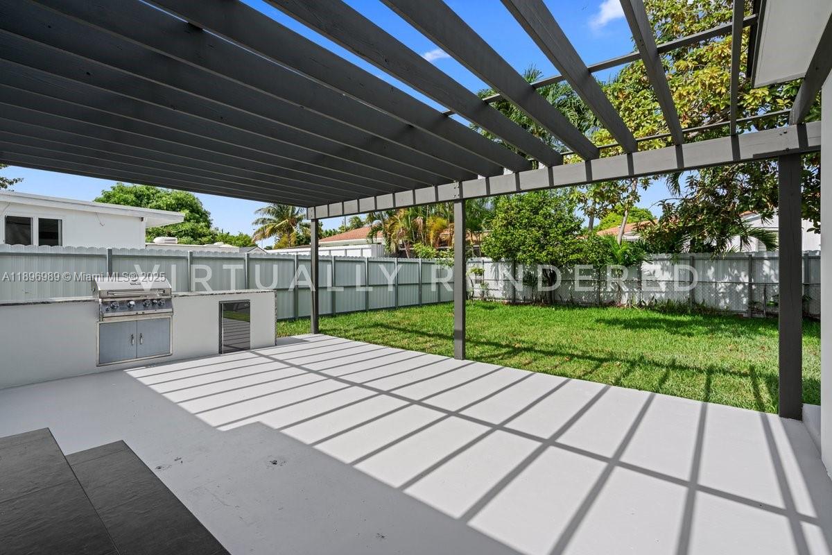 36TH ST LAWNS - Residential