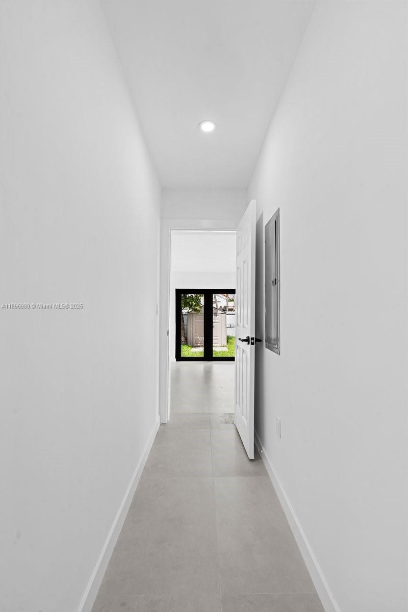 36TH ST LAWNS - Residential