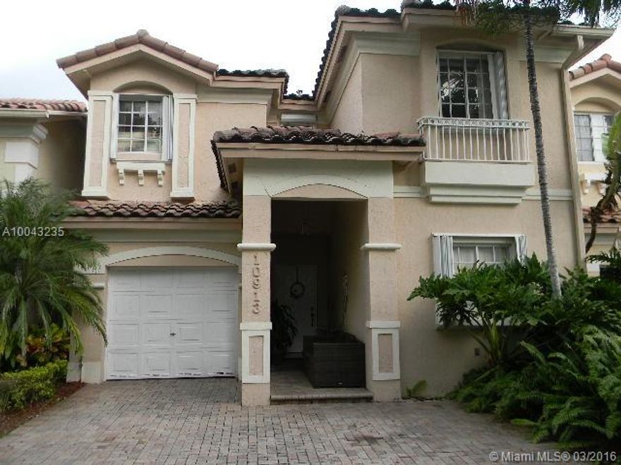Great townhouse for sale in prestigious Doral Isle Caribbean. Many amenities to enjoy in this community. 3 bedroom/ 3 bathrooms & 1 car garage. excellent location
