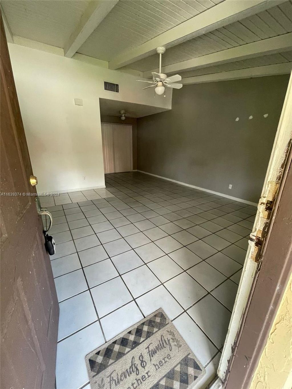Photo of 415 Glenwood Dr #415, West Palm Beach, FL 33415 (MLS # A11639374)