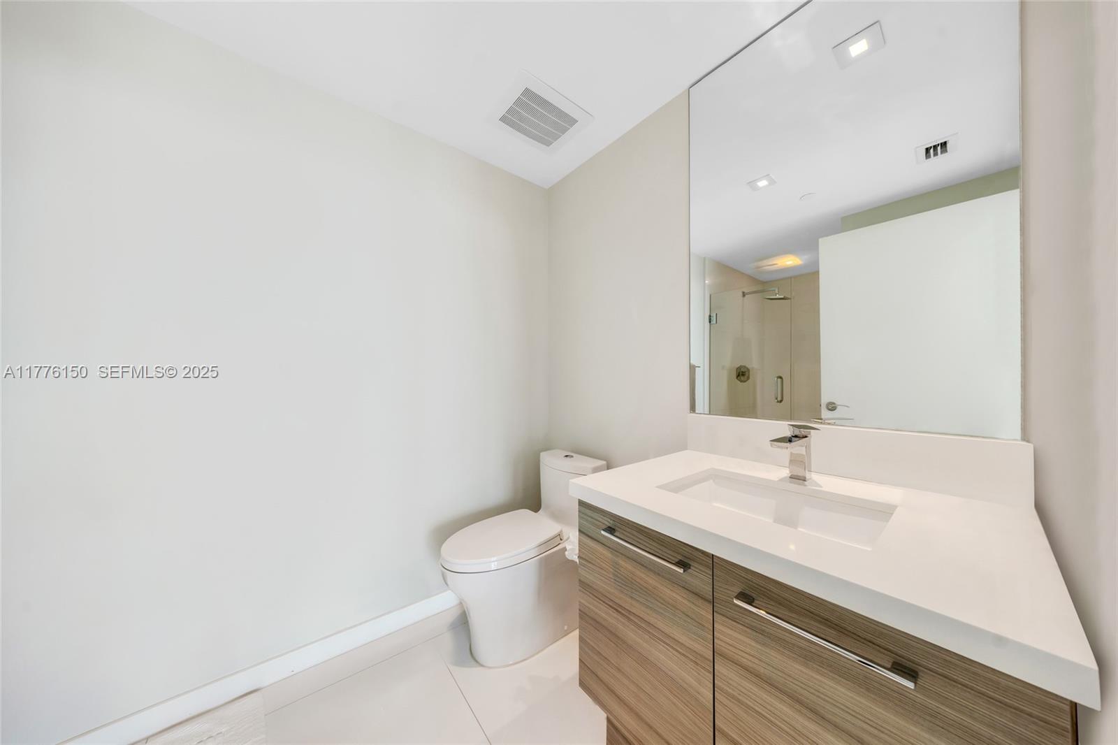 JADE BEACH CONDO - Residential