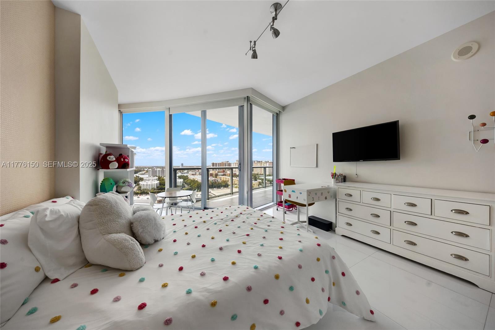 JADE BEACH CONDO - Residential