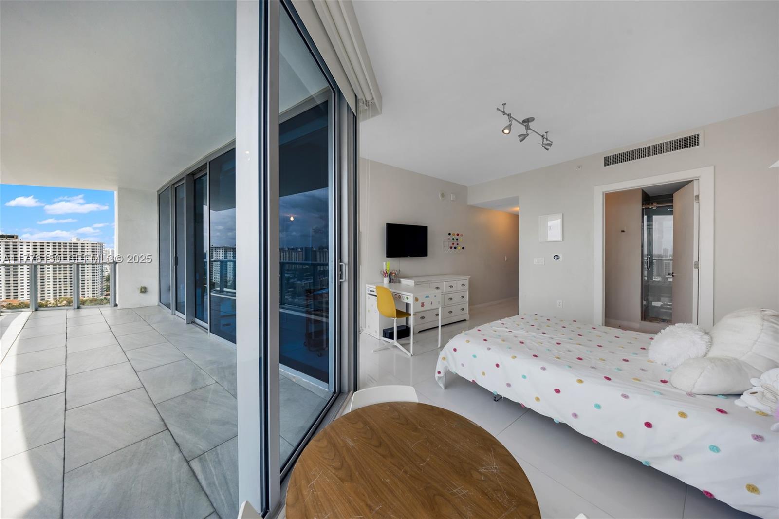 JADE BEACH CONDO - Residential