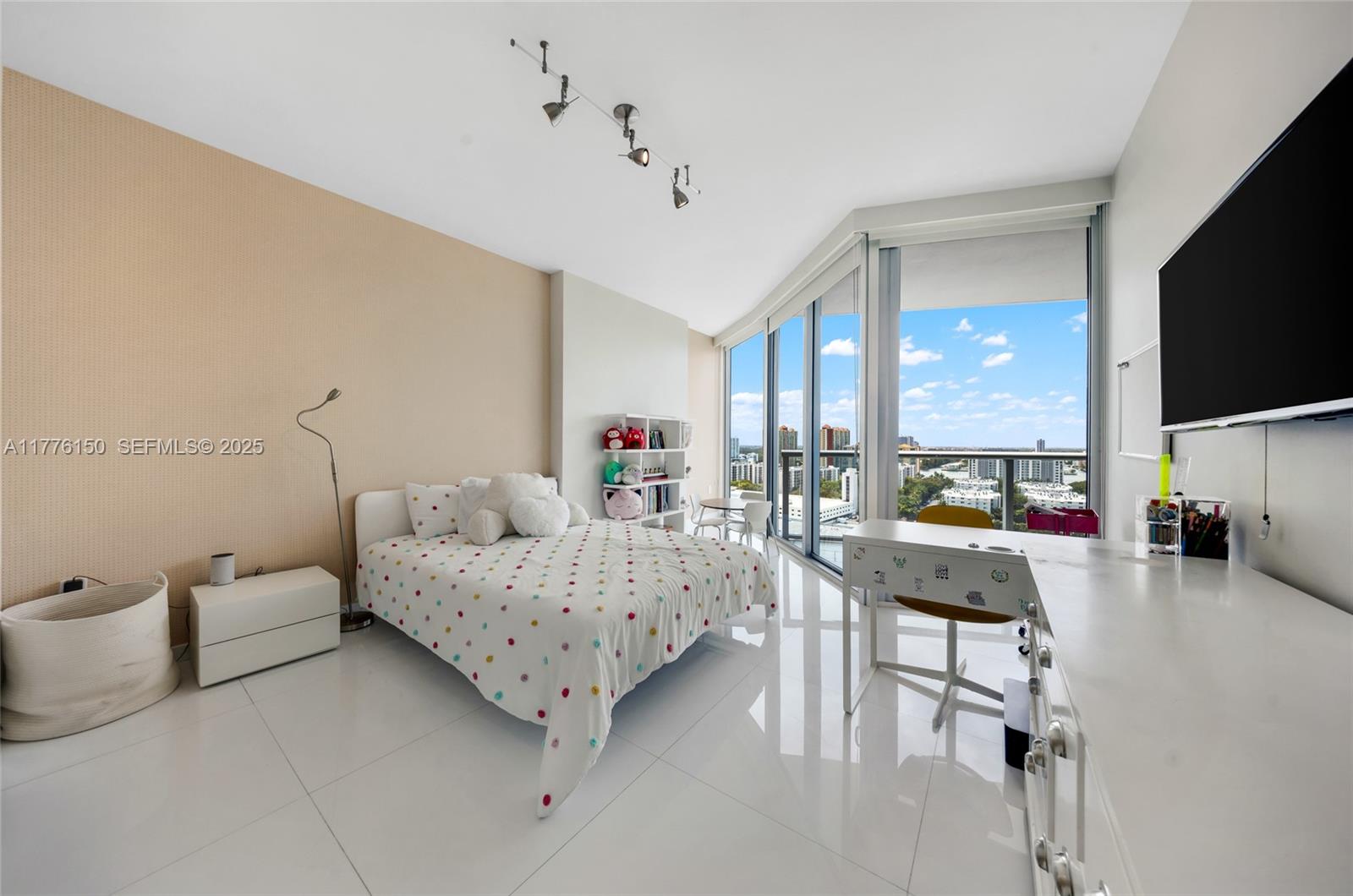 JADE BEACH CONDO - Residential