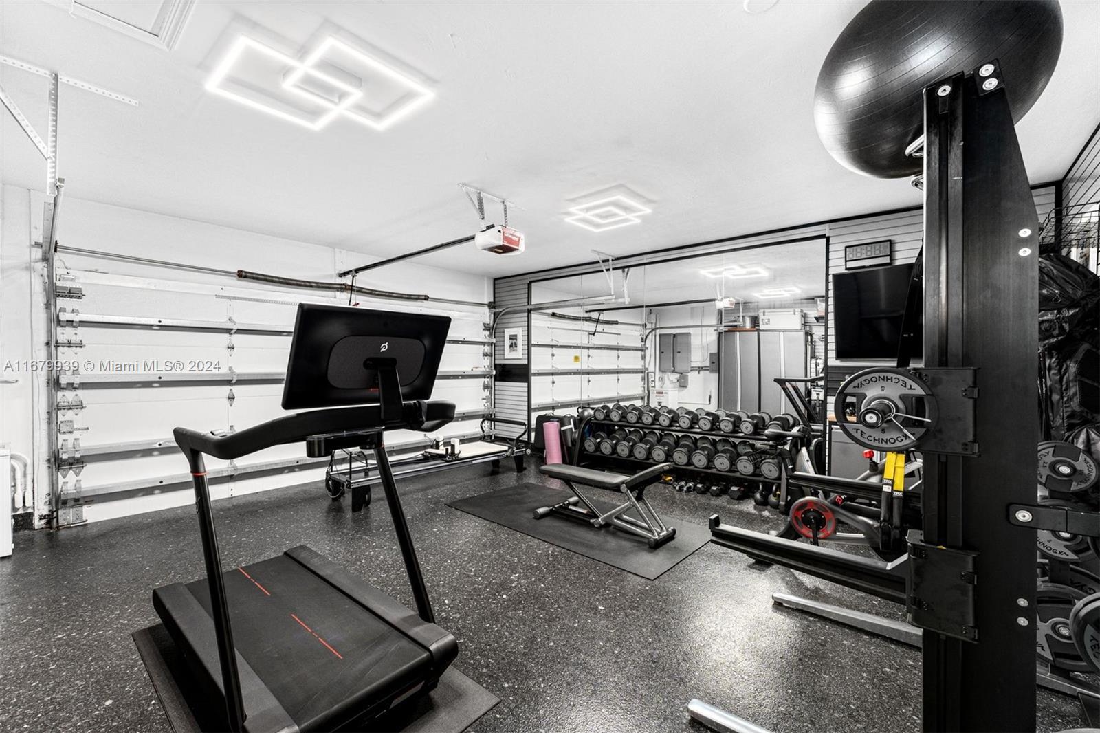 FELIX PARK HOME ACRES - Residential