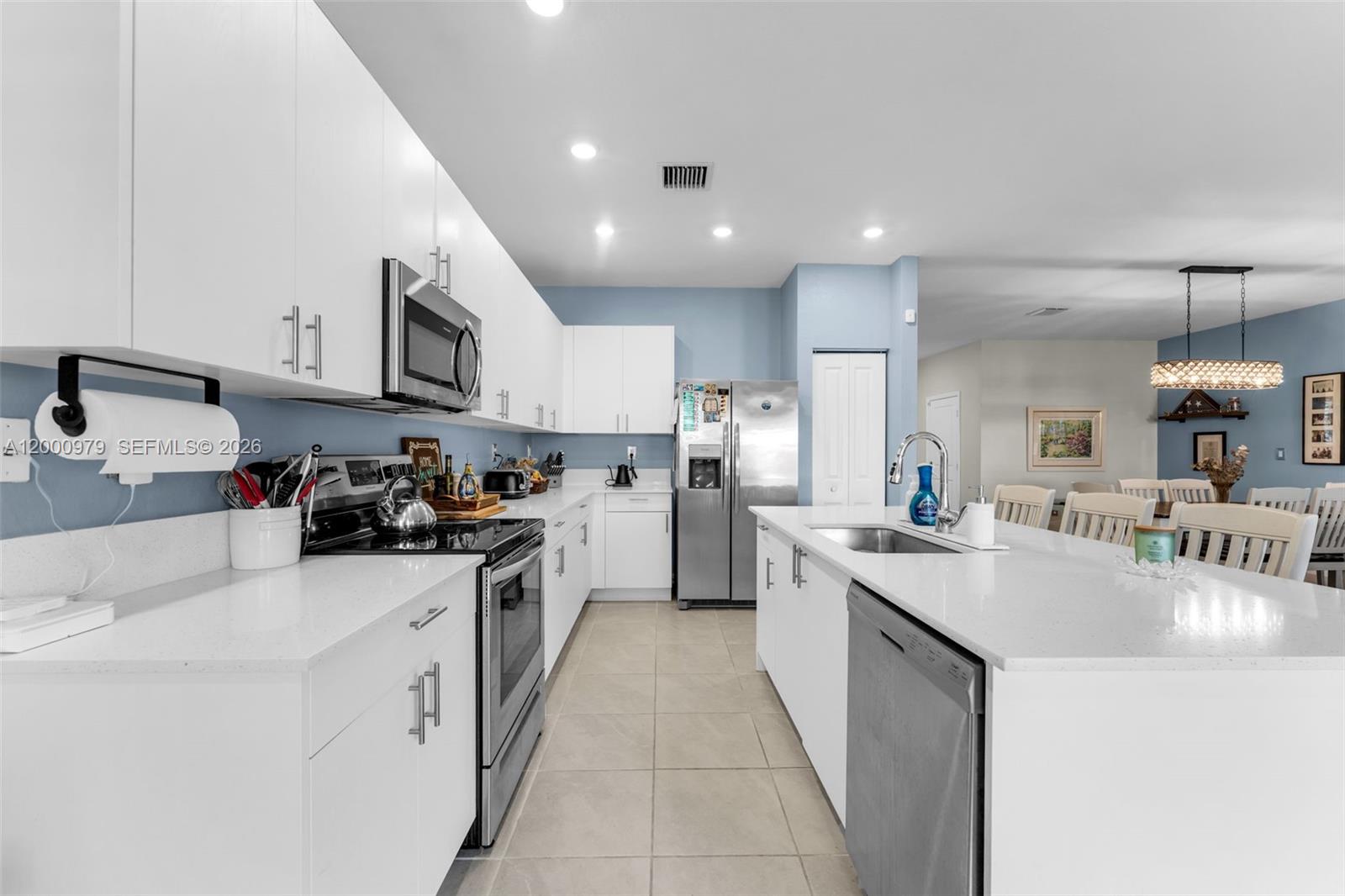 PARADISE PINES - Residential