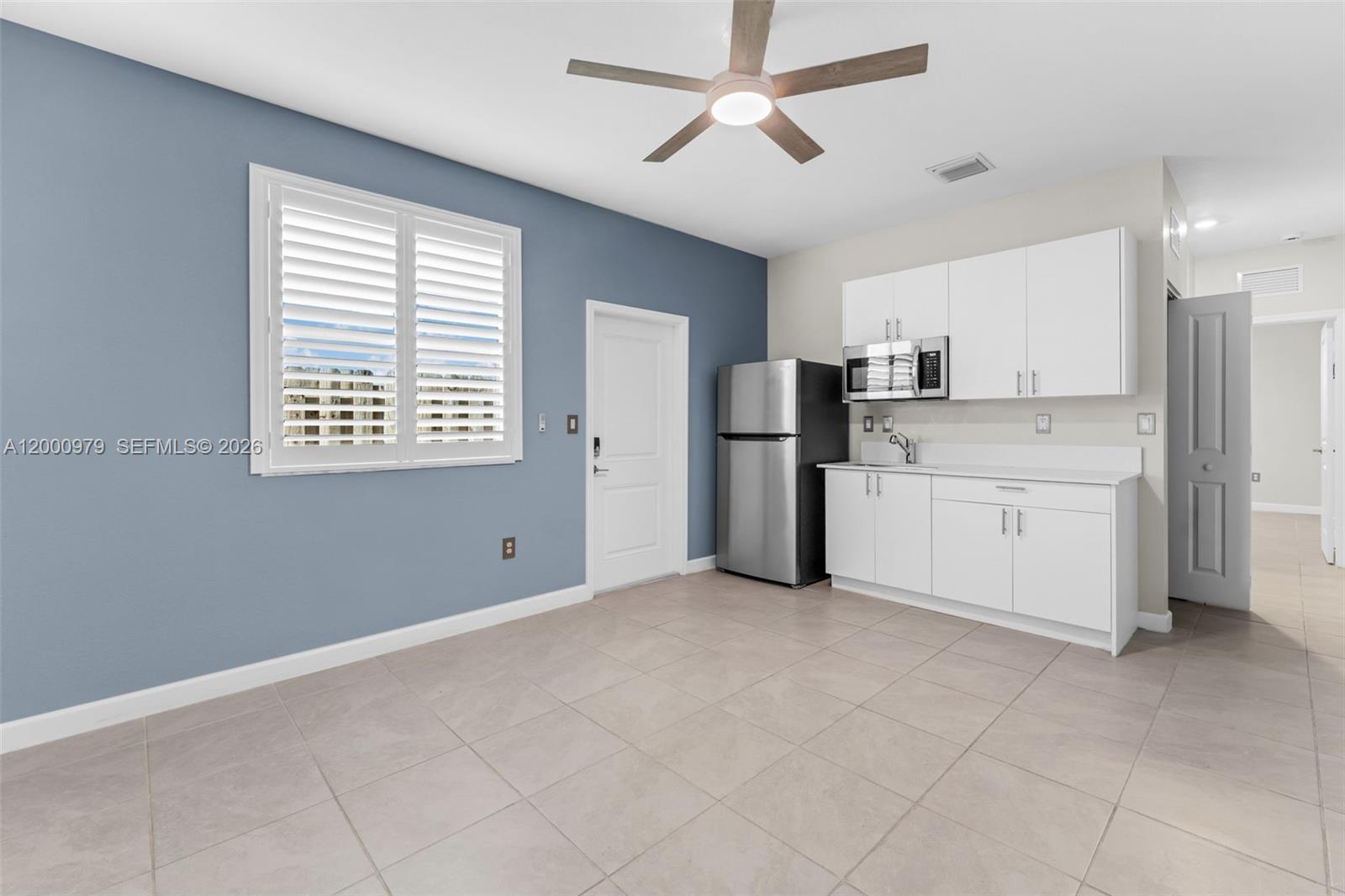 PARADISE PINES - Residential