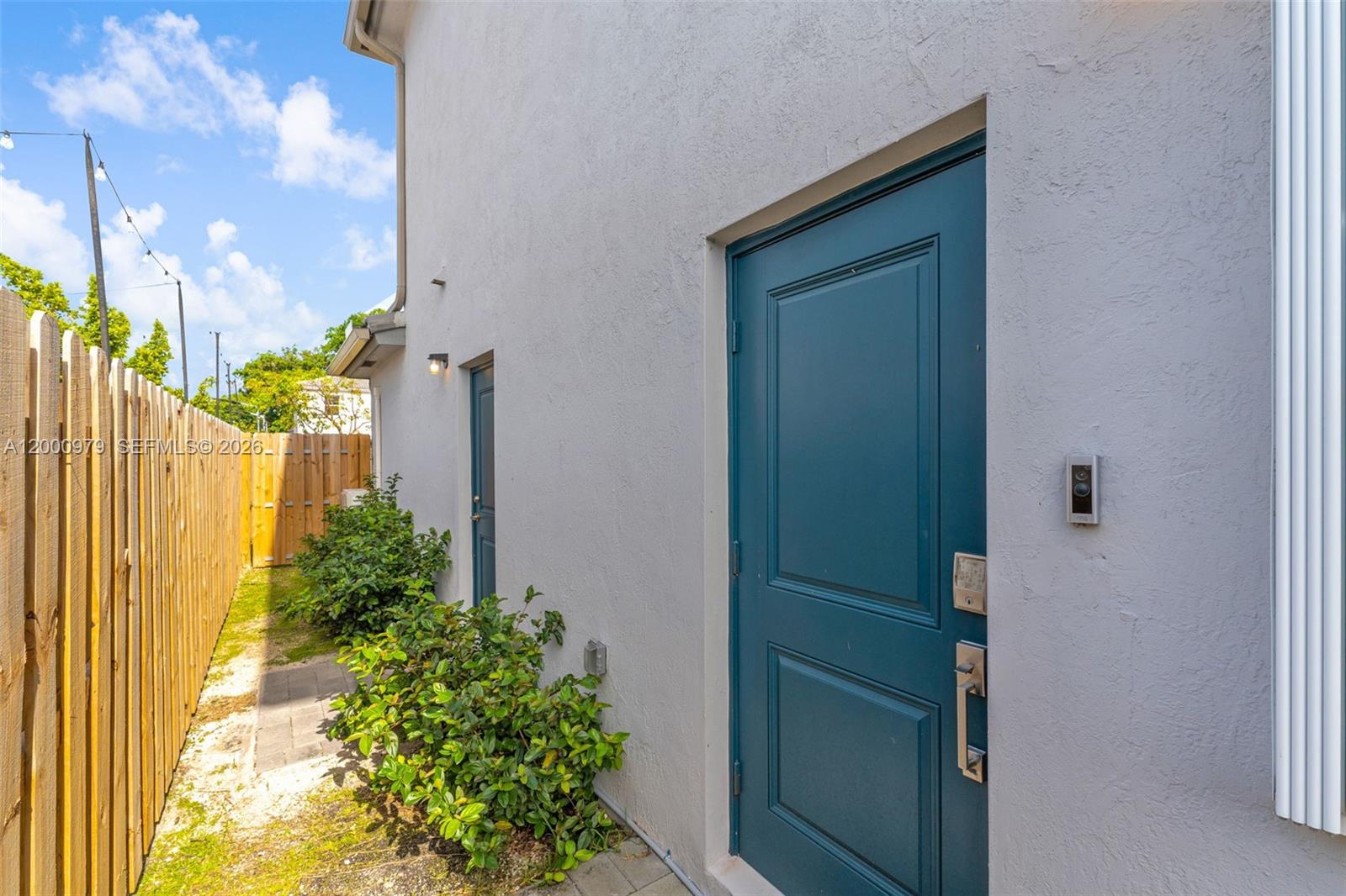 PARADISE PINES - Residential