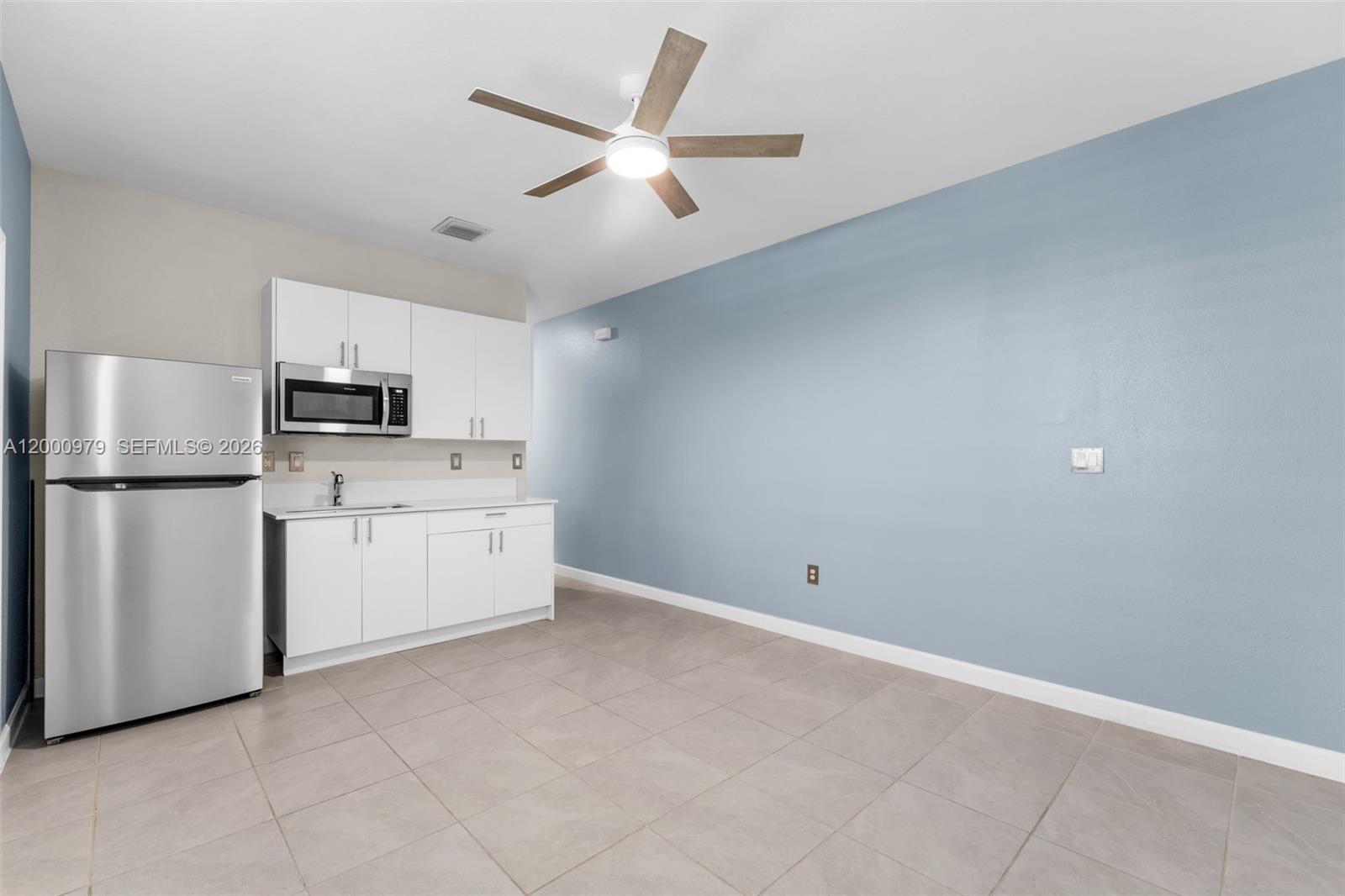 PARADISE PINES - Residential