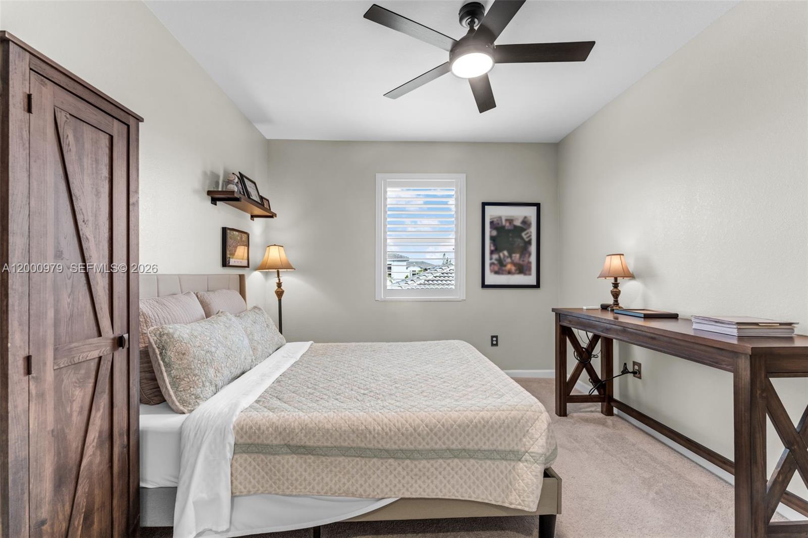 PARADISE PINES - Residential