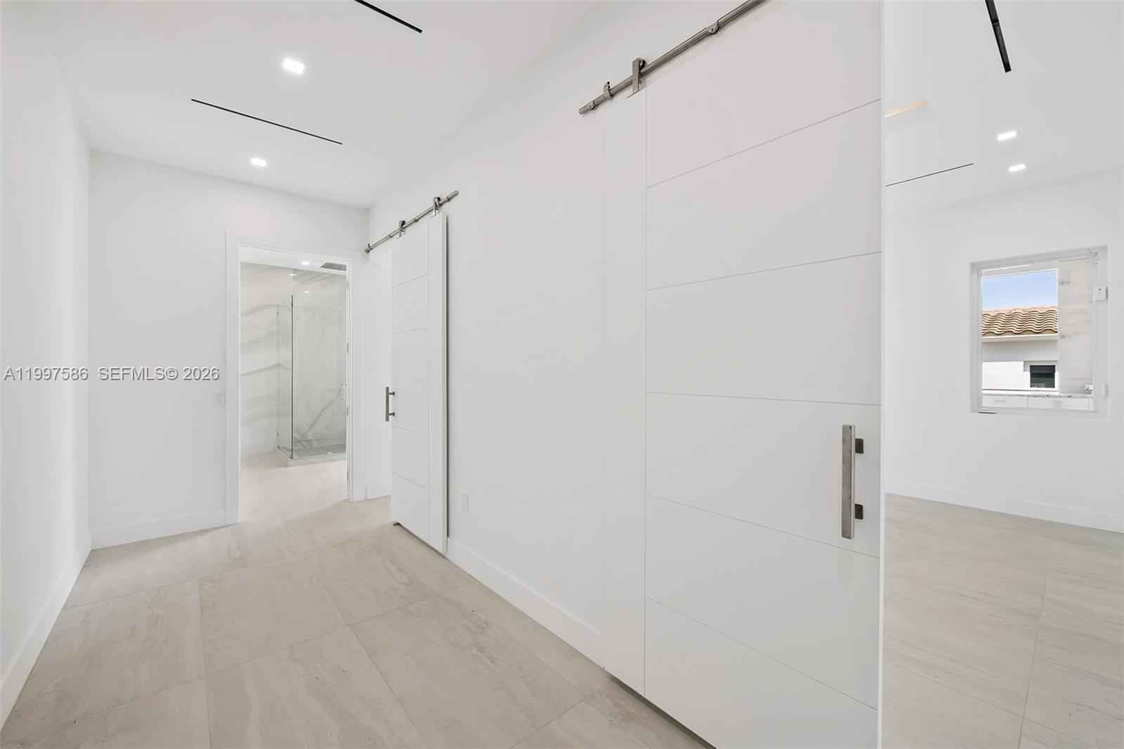 VICTORIA PARK CORR AMEN P - Residential Lease