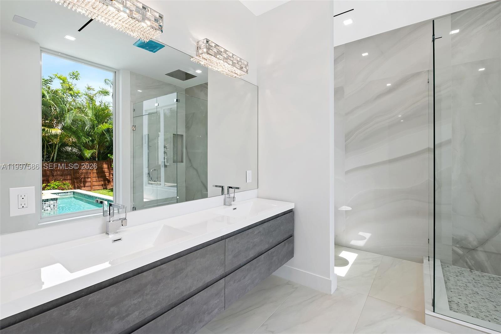 VICTORIA PARK CORR AMEN P - Residential Lease