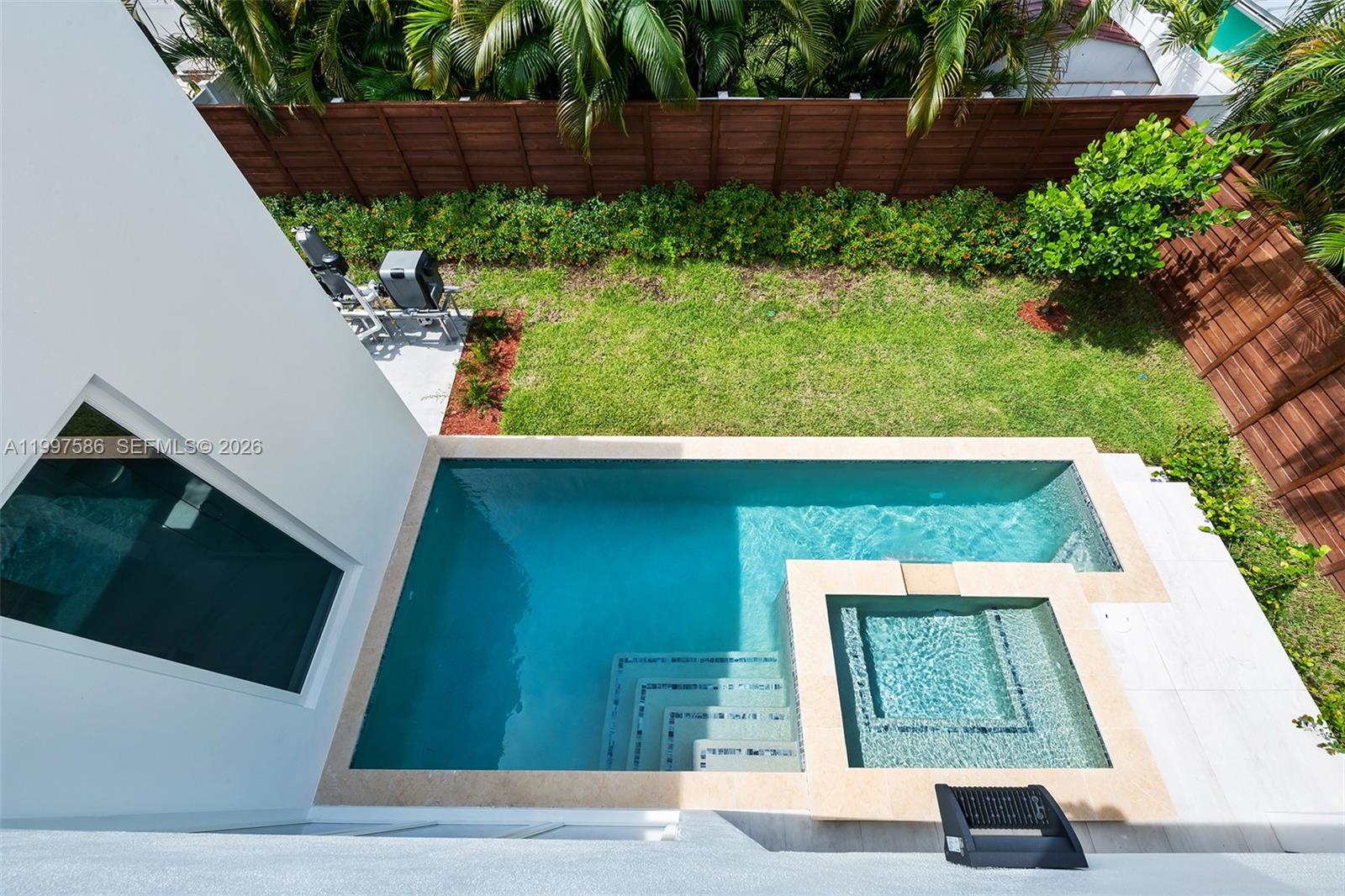 VICTORIA PARK CORR AMEN P - Residential Lease