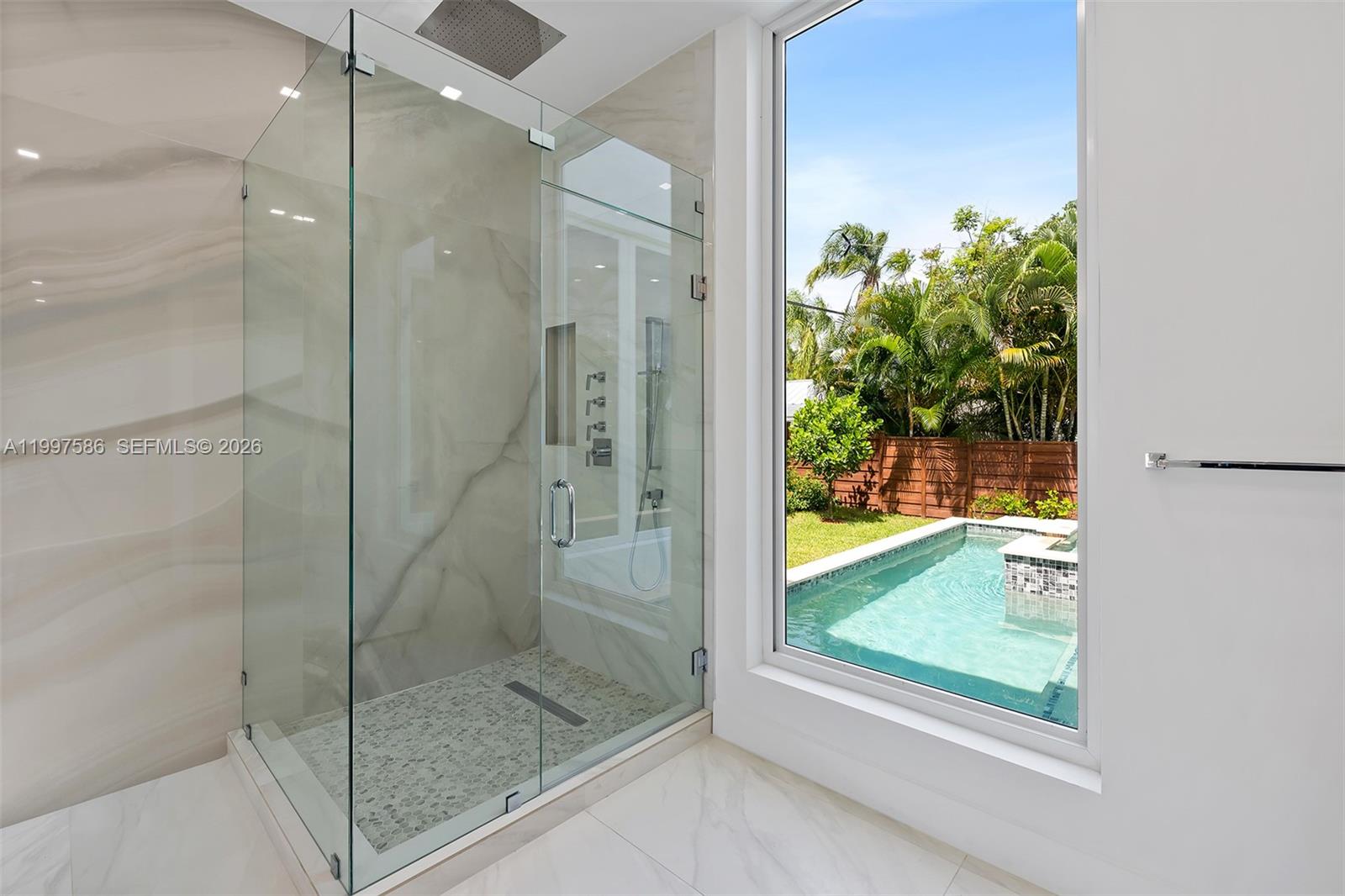 VICTORIA PARK CORR AMEN P - Residential Lease