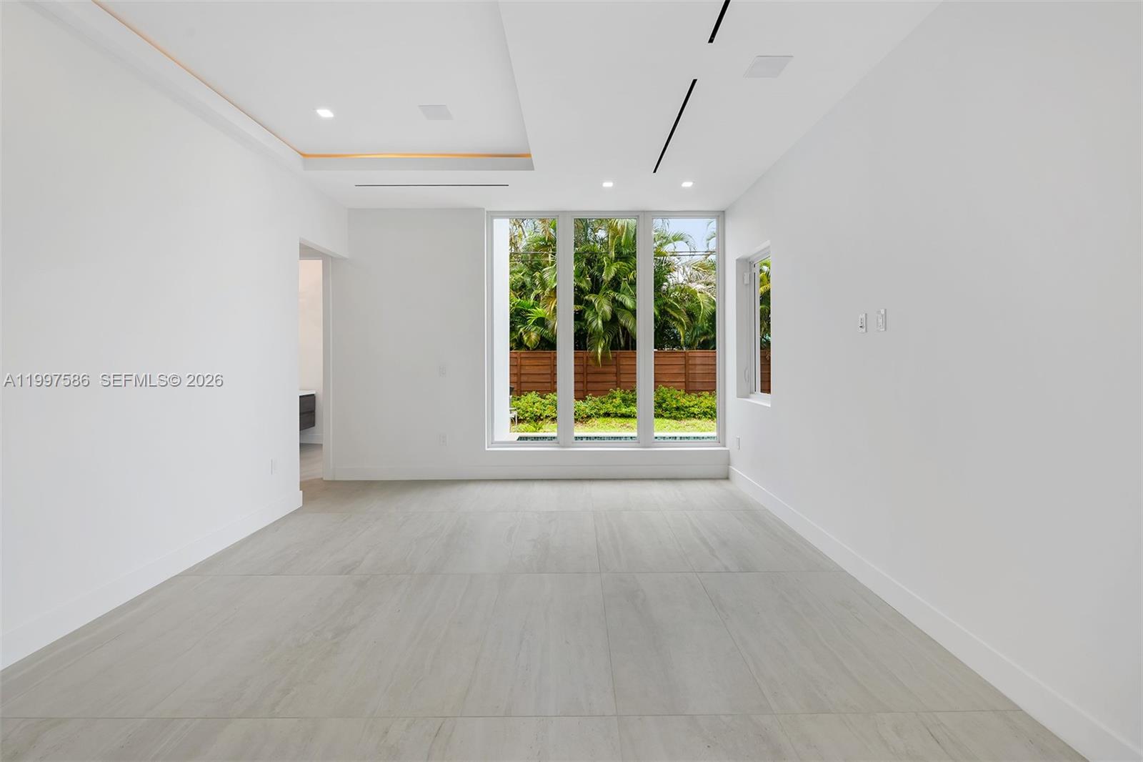 VICTORIA PARK CORR AMEN P - Residential Lease