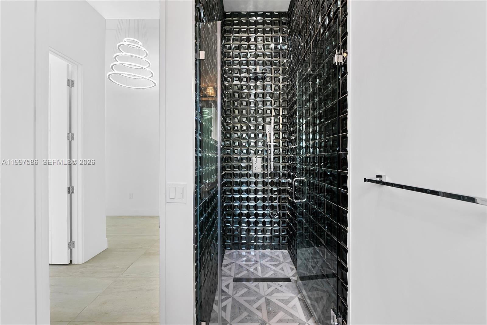 VICTORIA PARK CORR AMEN P - Residential Lease