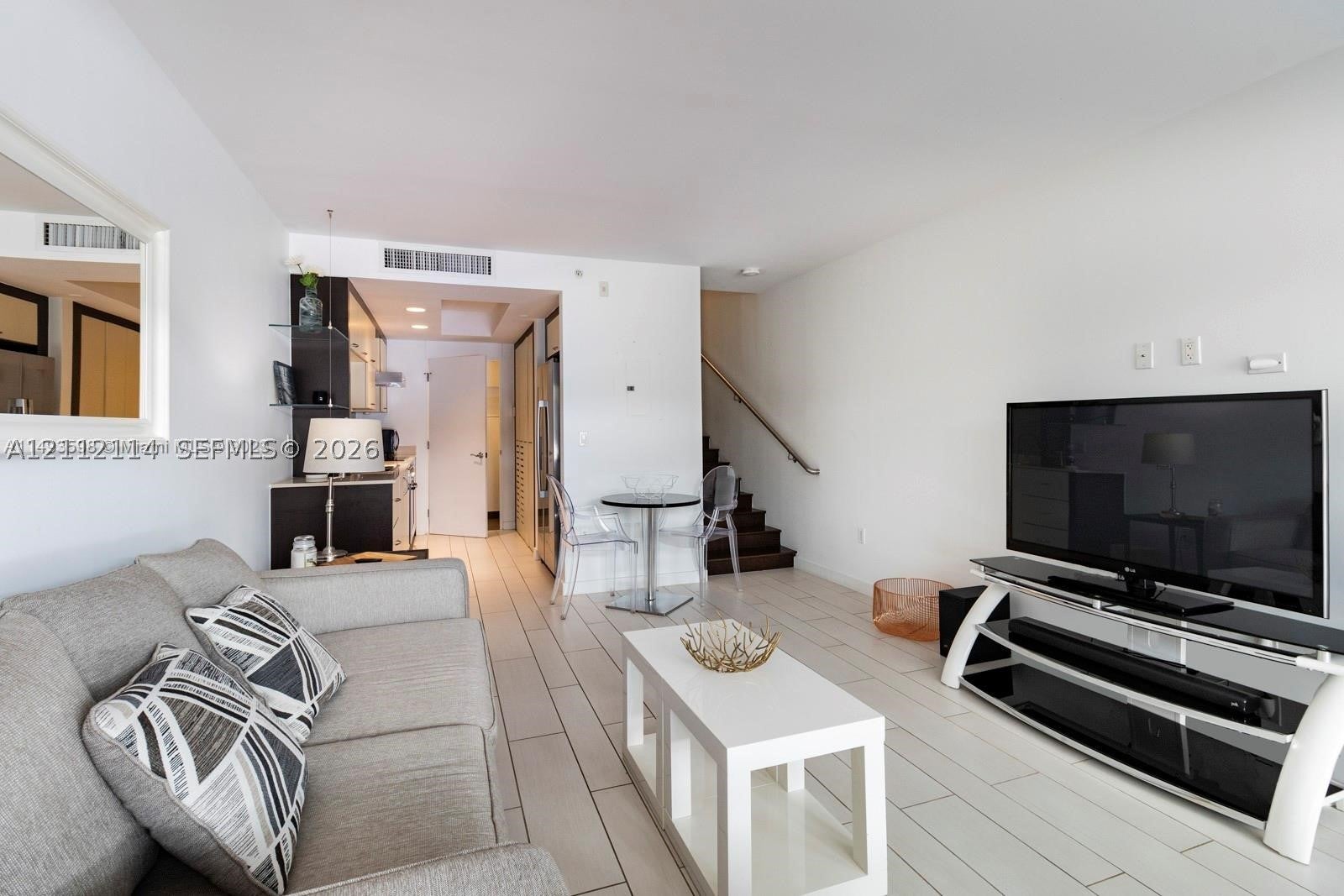 2130 Park Ave 5